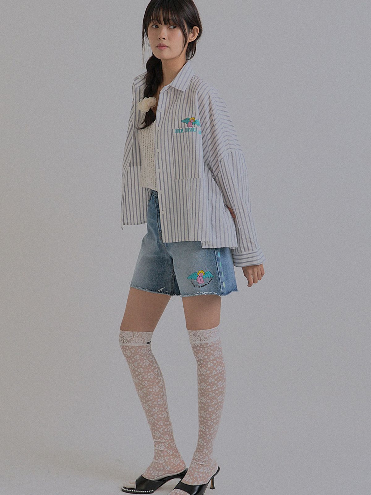 쏘리, 투 머치 러브(SORRY, TOO MUCH LOVE) Pinstripe Relaxed Drop Shoulder_Ivory