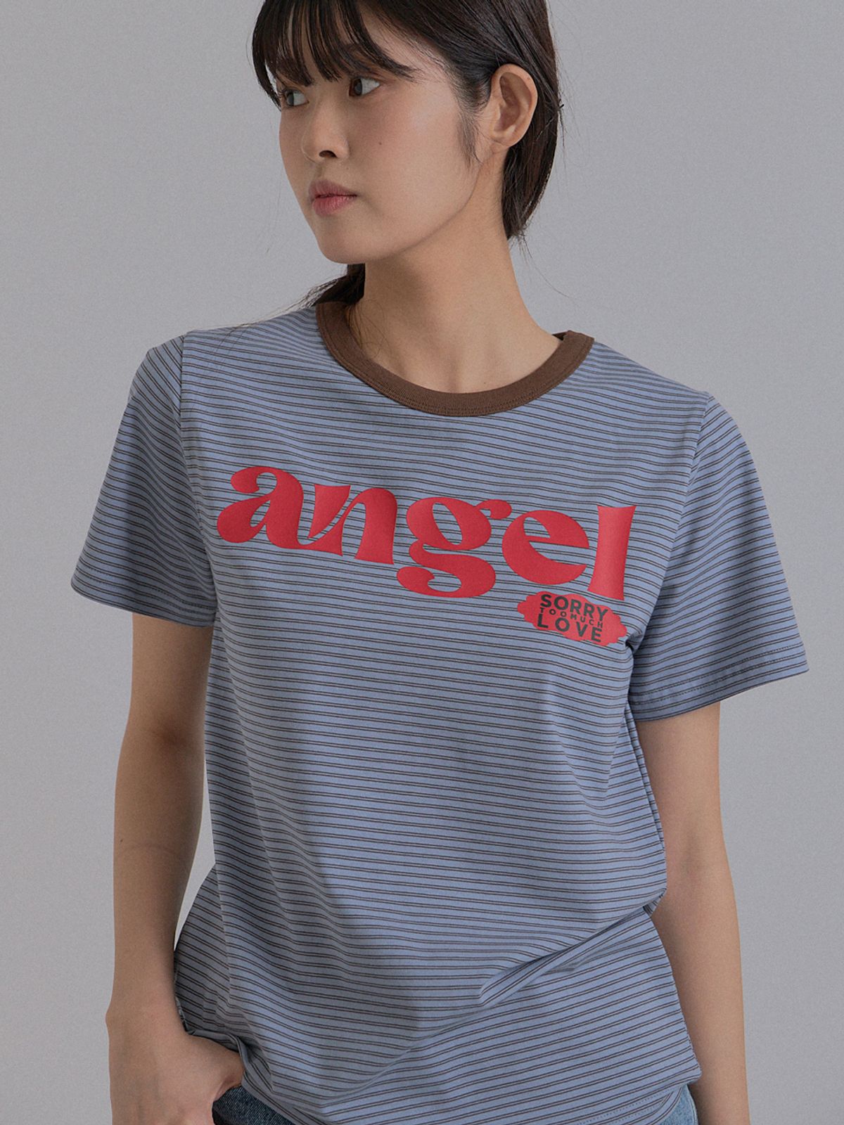 쏘리, 투 머치 러브(SORRY, TOO MUCH LOVE) Angel Stripe Neck Combo T-shirt_Blue