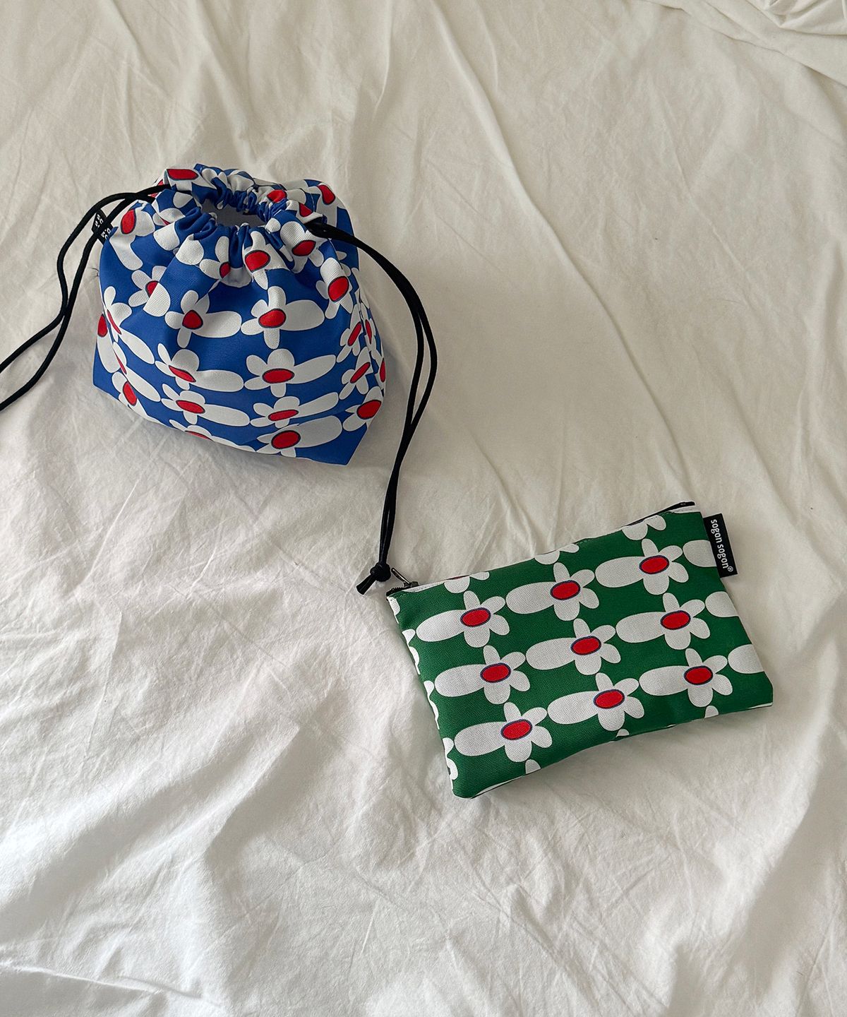 소곤소곤(SOGONSOGON) 25 flower pouch m