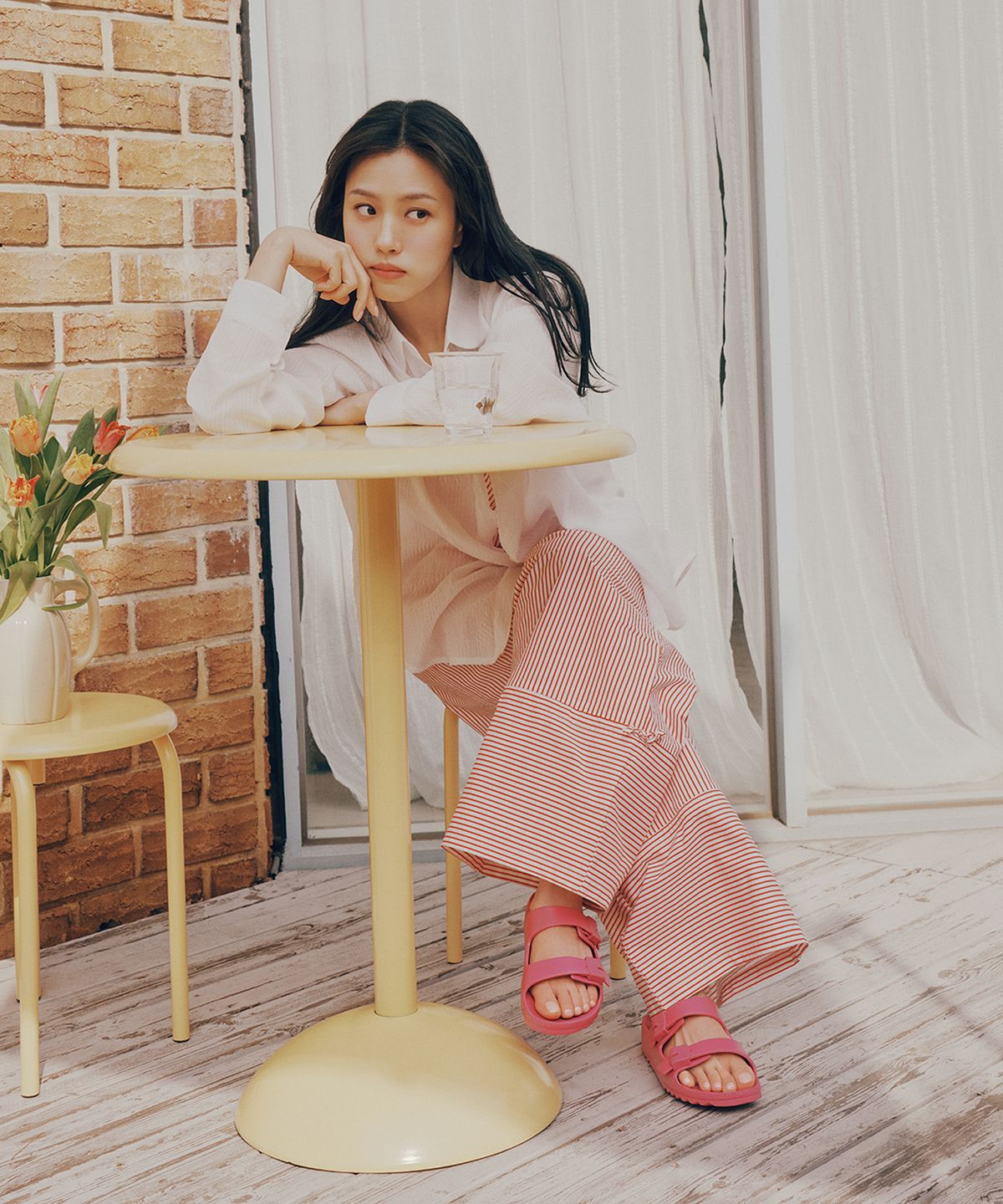 숄(SCHOLL) (WOMEN) EVA 투 스트랩 샌들  마젠타 (HH54K2A11W)