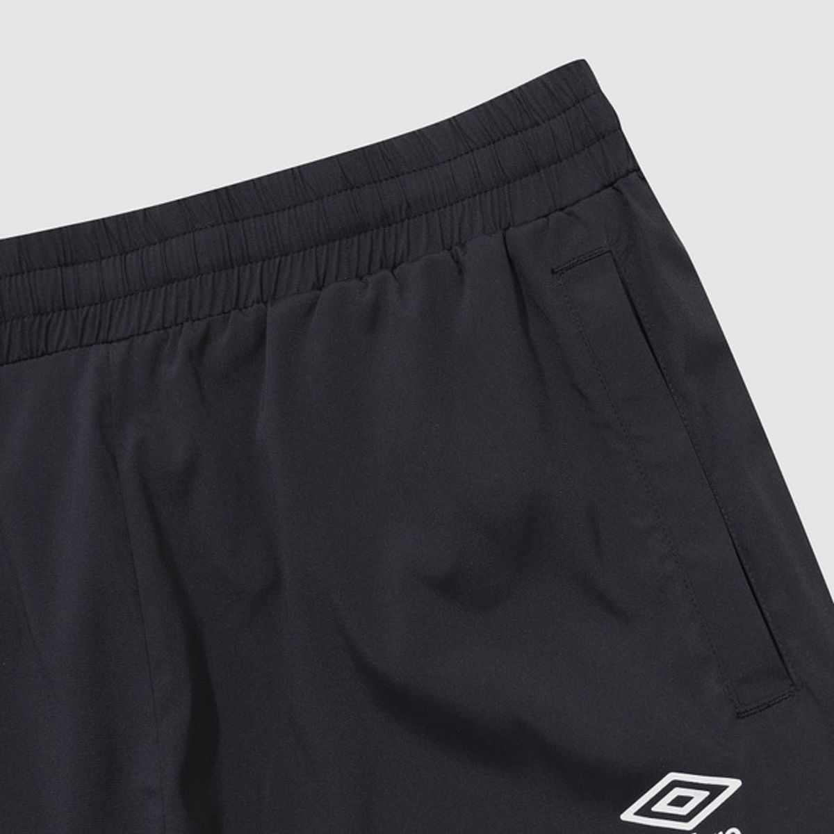 엄브로(UMBRO) [95size] 아이스트레치 카고 조거 팬츠 블랙(UQ211SPT51)
