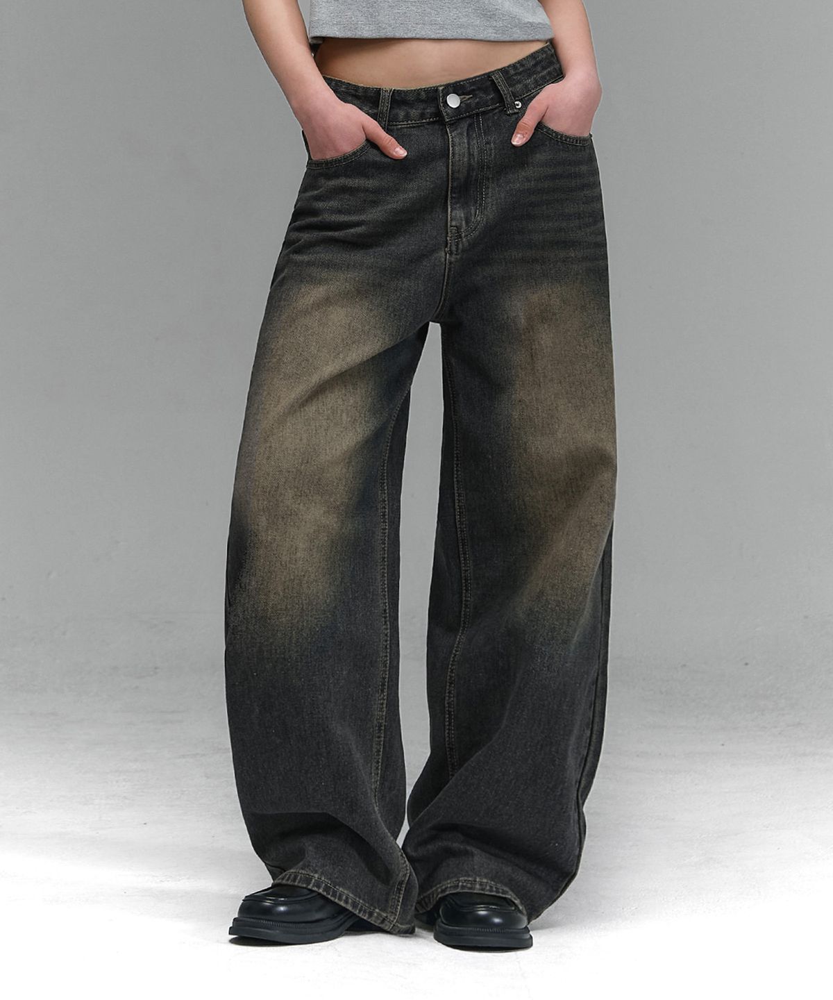 랜덤오프(RANDOMOFF) BTB : WAVE WASHING JEANS [BLACK CORE]