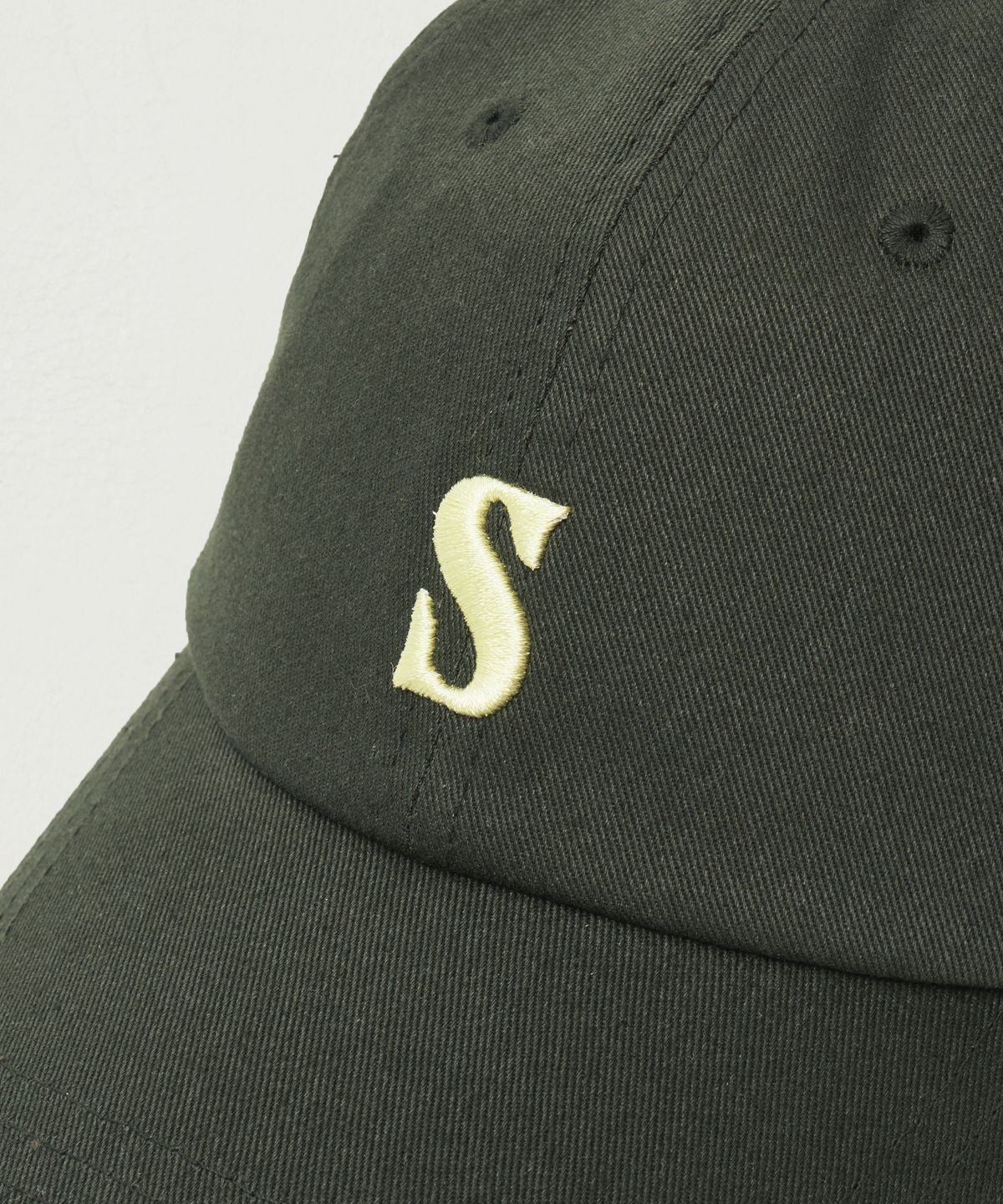 세터(SATUR) 클래식 스몰 로고 볼캡 차콜