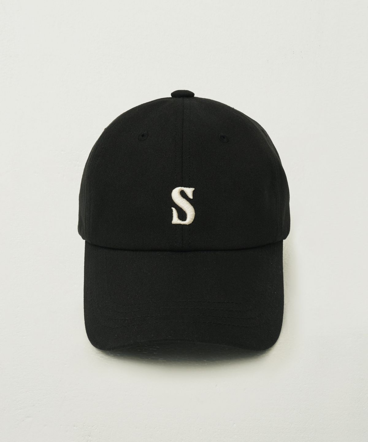 세터(SATUR) 클래식 스몰 로고 볼캡 블랙