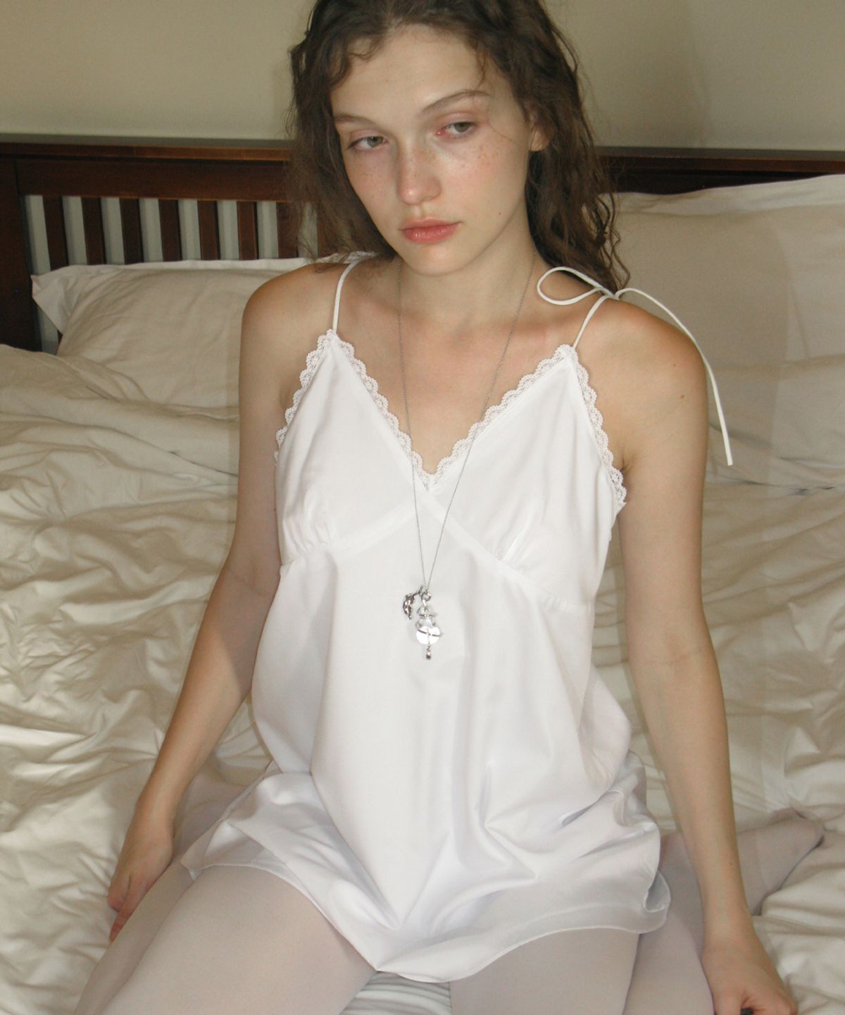 시눈(SINOON) Lace Flared Mini Dress (White)