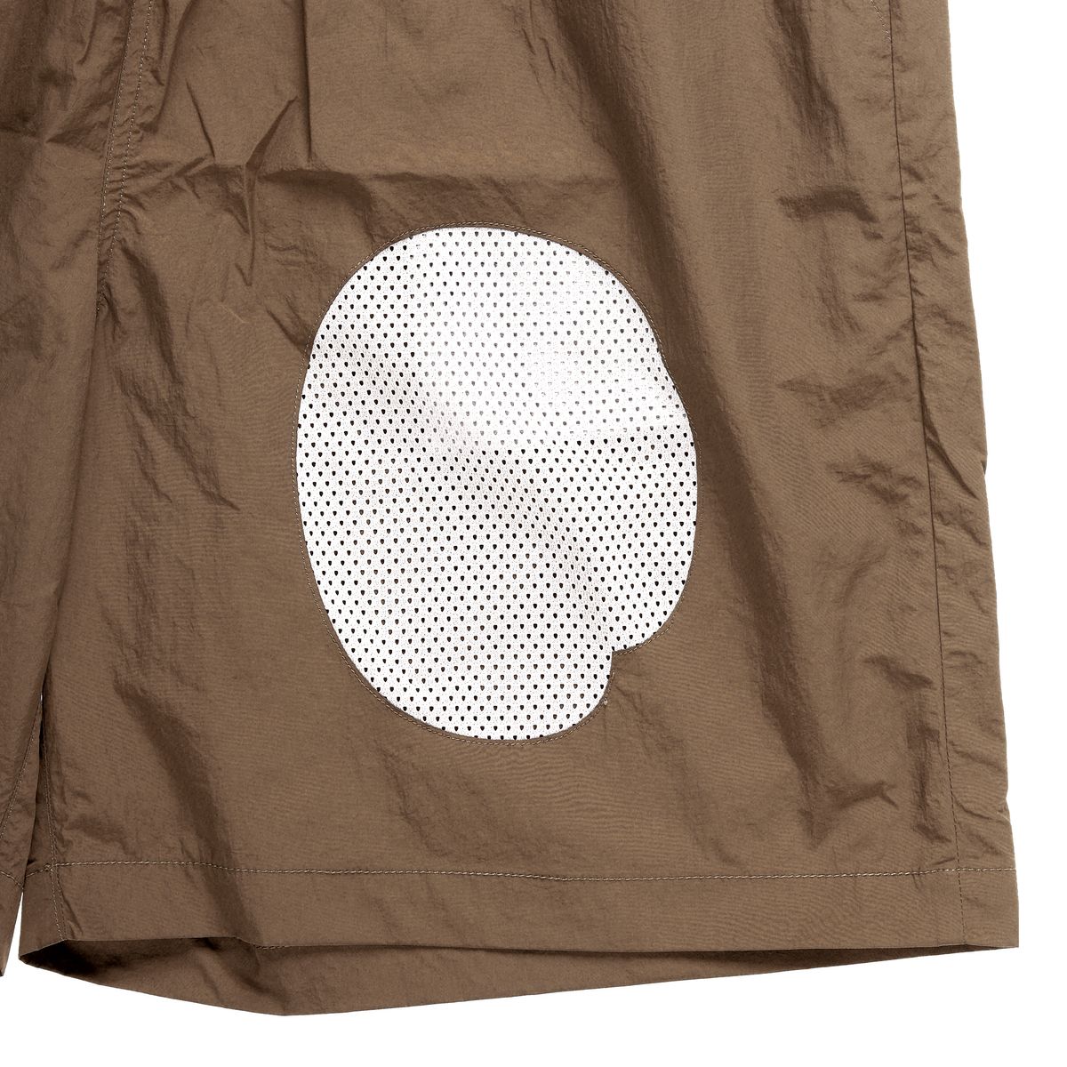 더왈드(THEWARLD) PACKBLE AT SYMBOL PANNEL SHORT PANTS BROWN