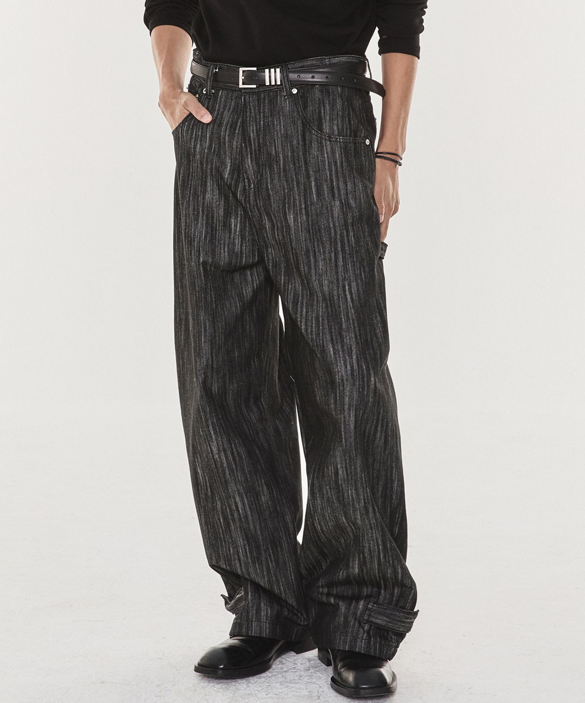 기철(KICHUL) Hem button wide denim pants (raw black)