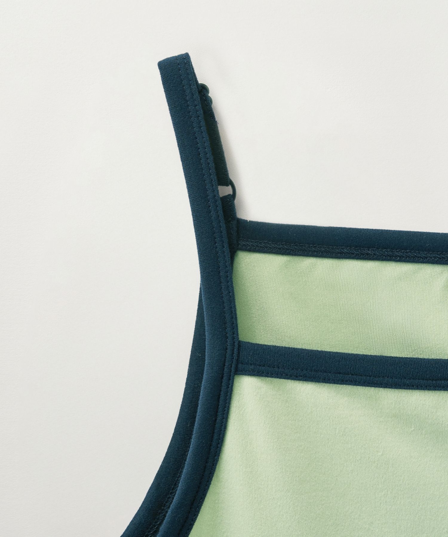 【SATUR】 (W) Apero Logo Stripe Sleeveless Top MUSINSA | SATUR (W) Apero Logo Solid Sleeveless Top Mint