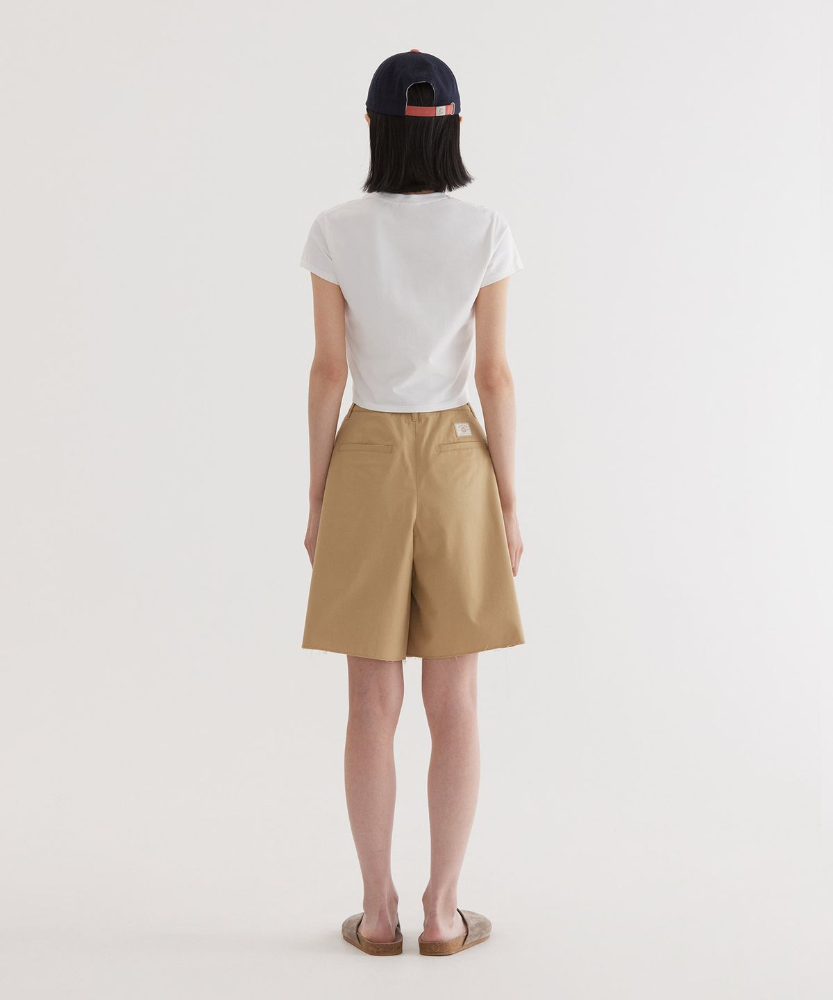 커버낫(COVERNAT) (W) 어센틱 로고 베이비핏 티셔츠 White