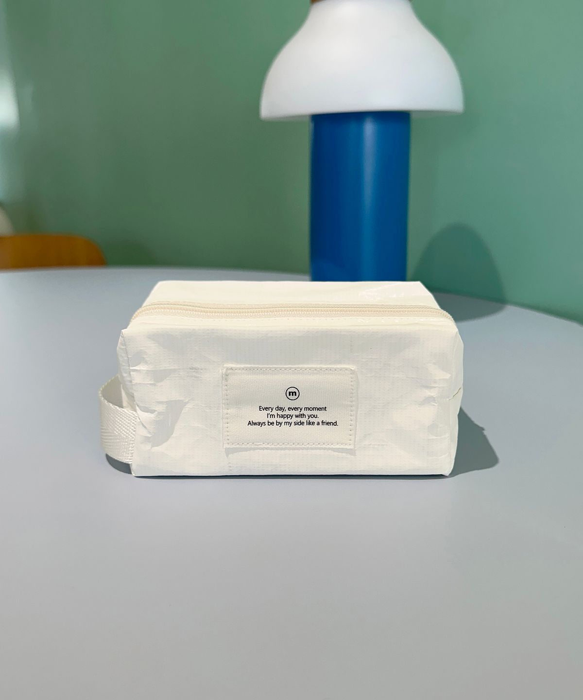 오우아(OUA) White Square 파우치