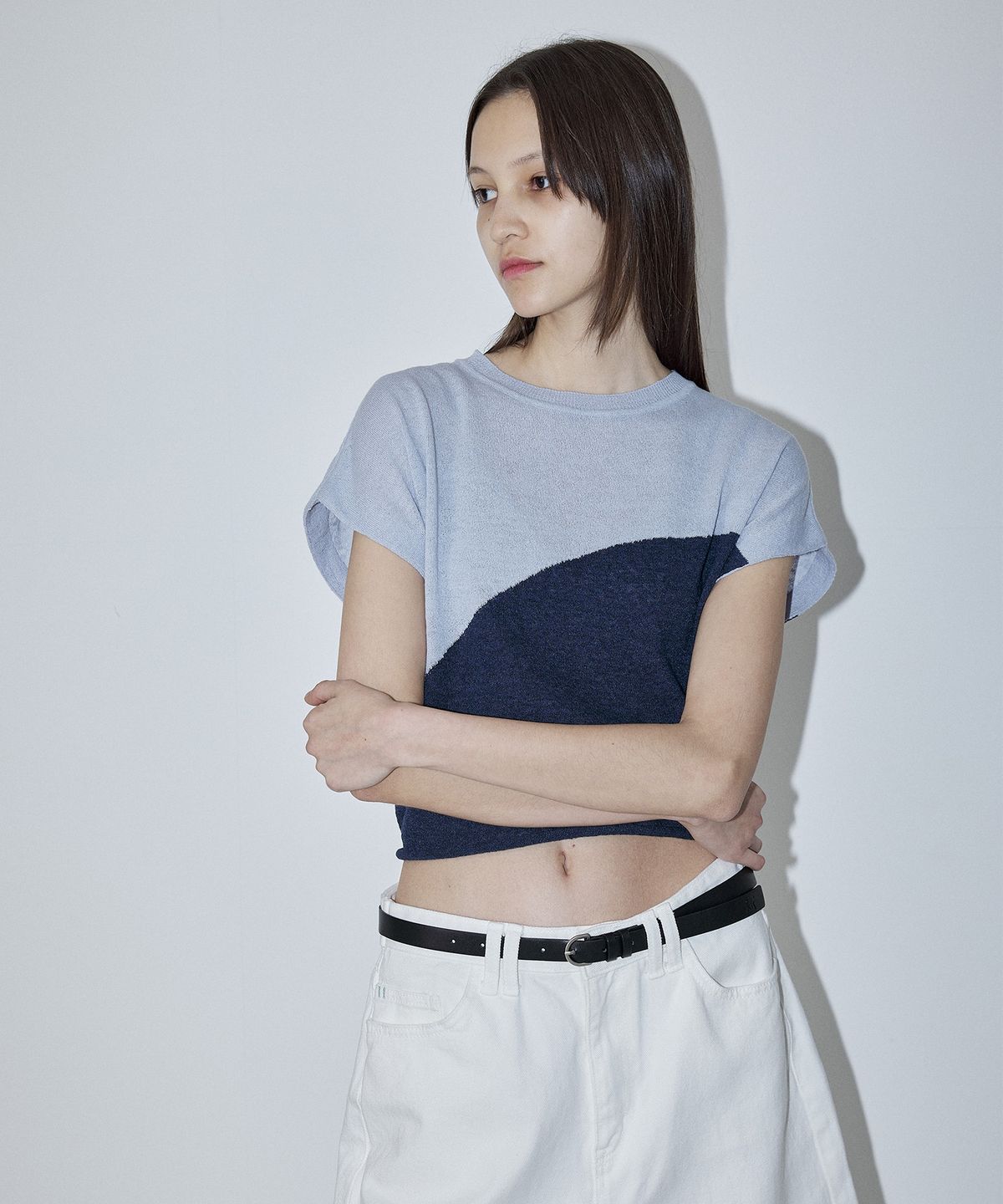 엔오르(EN OR) TWO TONE DRAWSTRING KNIT TOP - BLUE