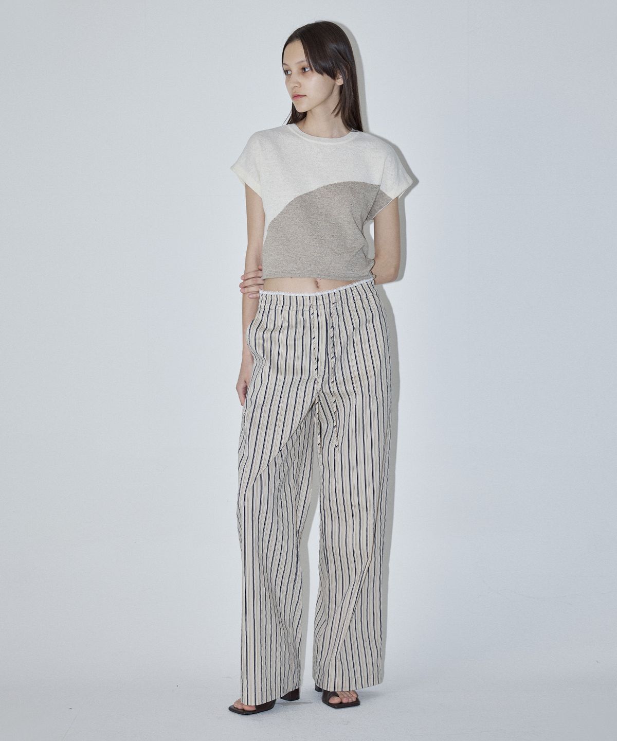 엔오르(EN OR) TWO TONE DRAWSTRING KNIT TOP - CREAM