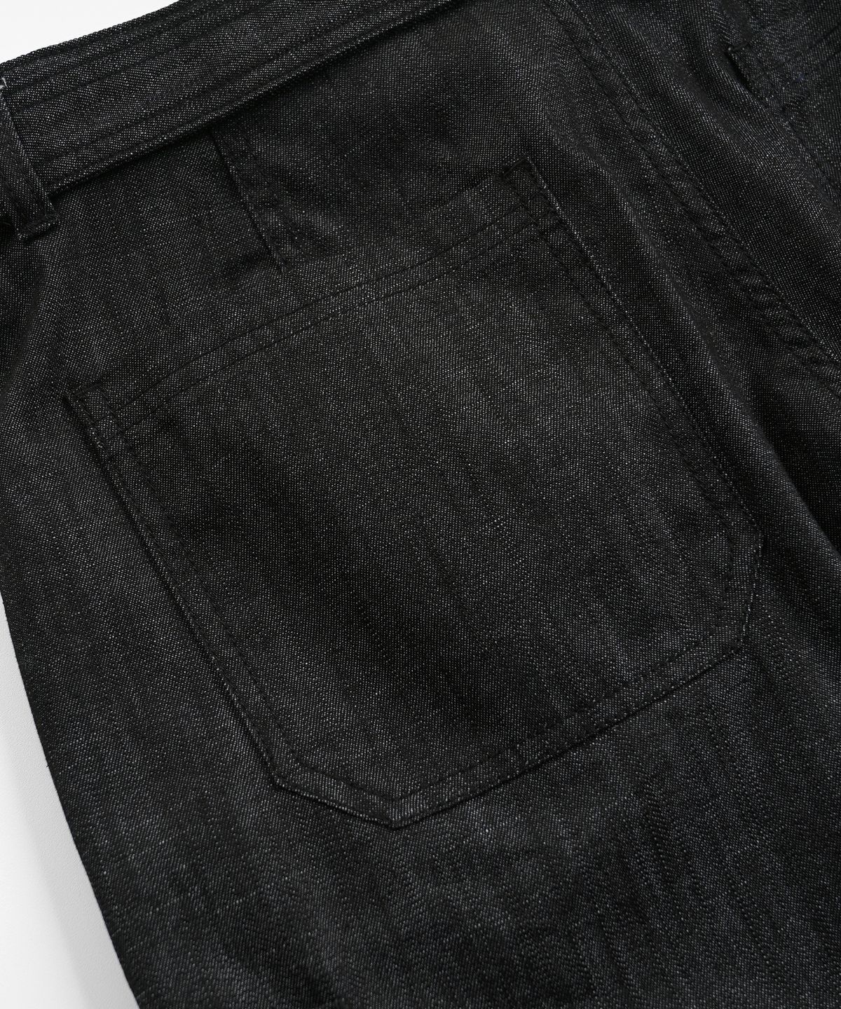 프리즘웍스(FRIZMWORKS) BELTED DENIM SHORTS _ BLACK