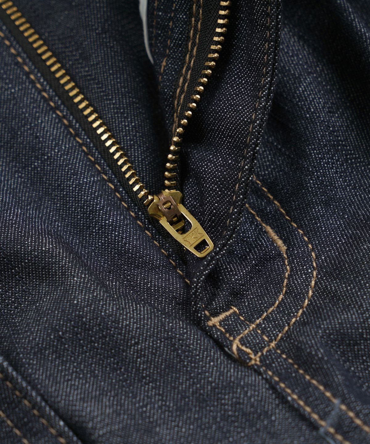 프리즘웍스(FRIZMWORKS) BELTED DENIM SHORTS _ INDIGO
