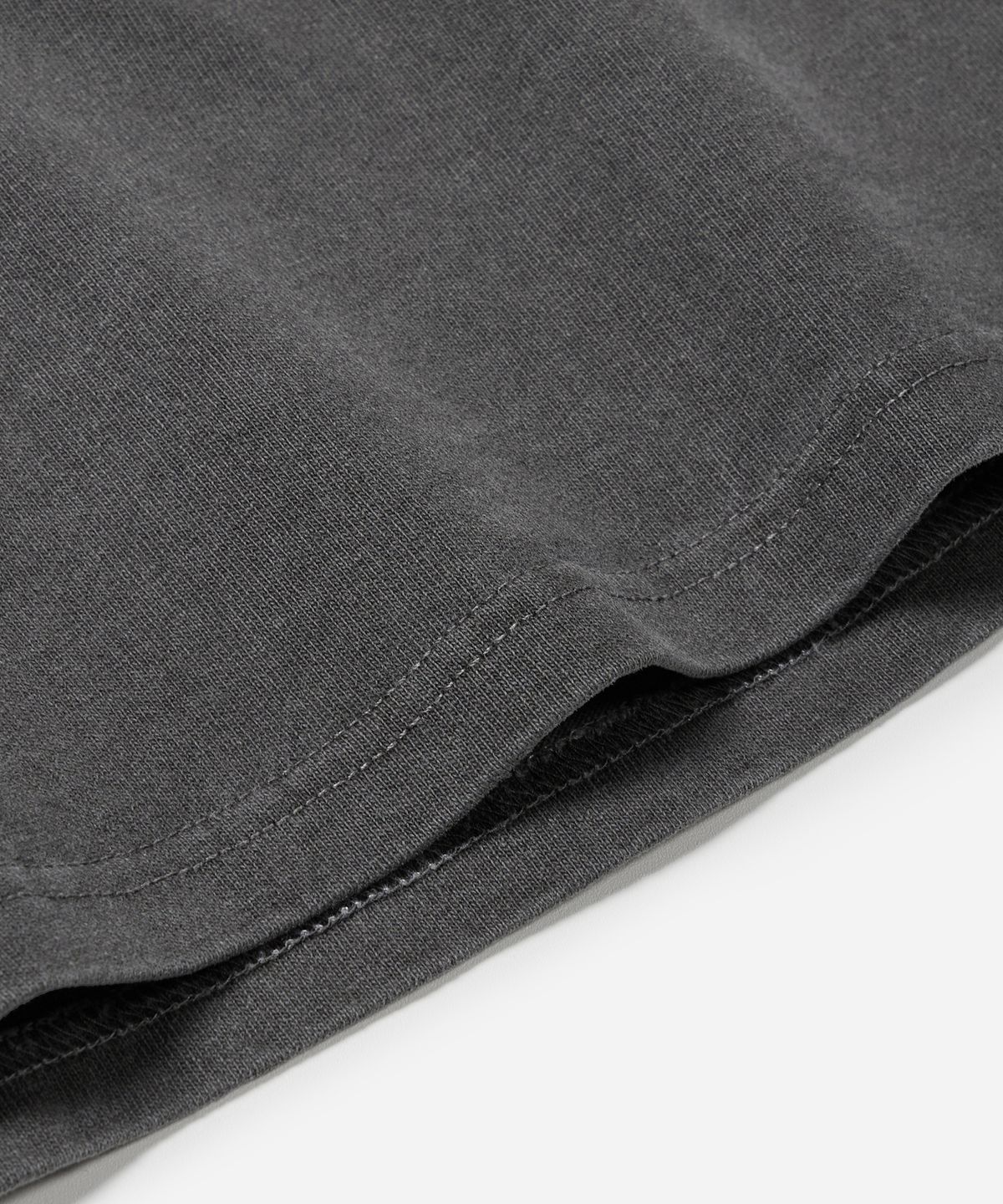 프리즘웍스(FRIZMWORKS) BLACK FLAG PIGMENT DYEING TEE _ CHARCOAL