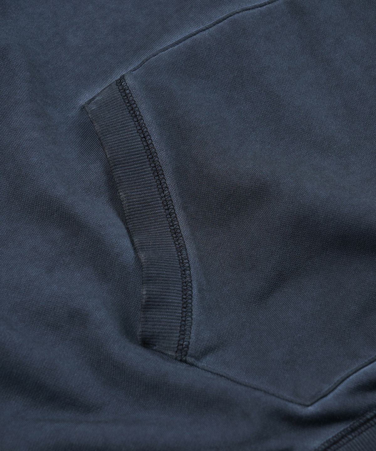 프리즘웍스(FRIZMWORKS) RAGLAN SWEAT HALF TEE _ VINTAGE NAVY