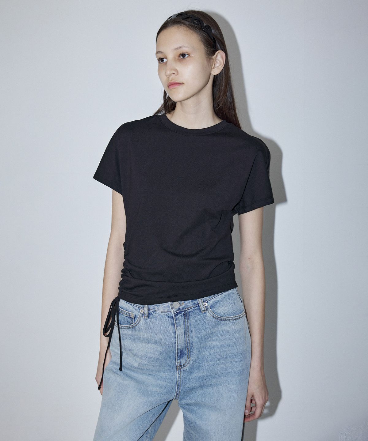엔오르(EN OR) SIDE HOLE STRING T-SHIRT - BLACK
