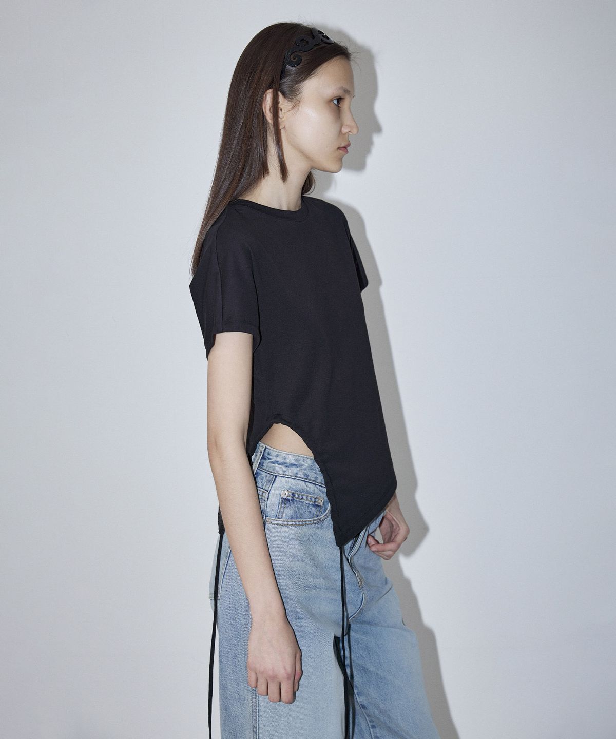 엔오르(EN OR) SIDE HOLE STRING T-SHIRT - BLACK