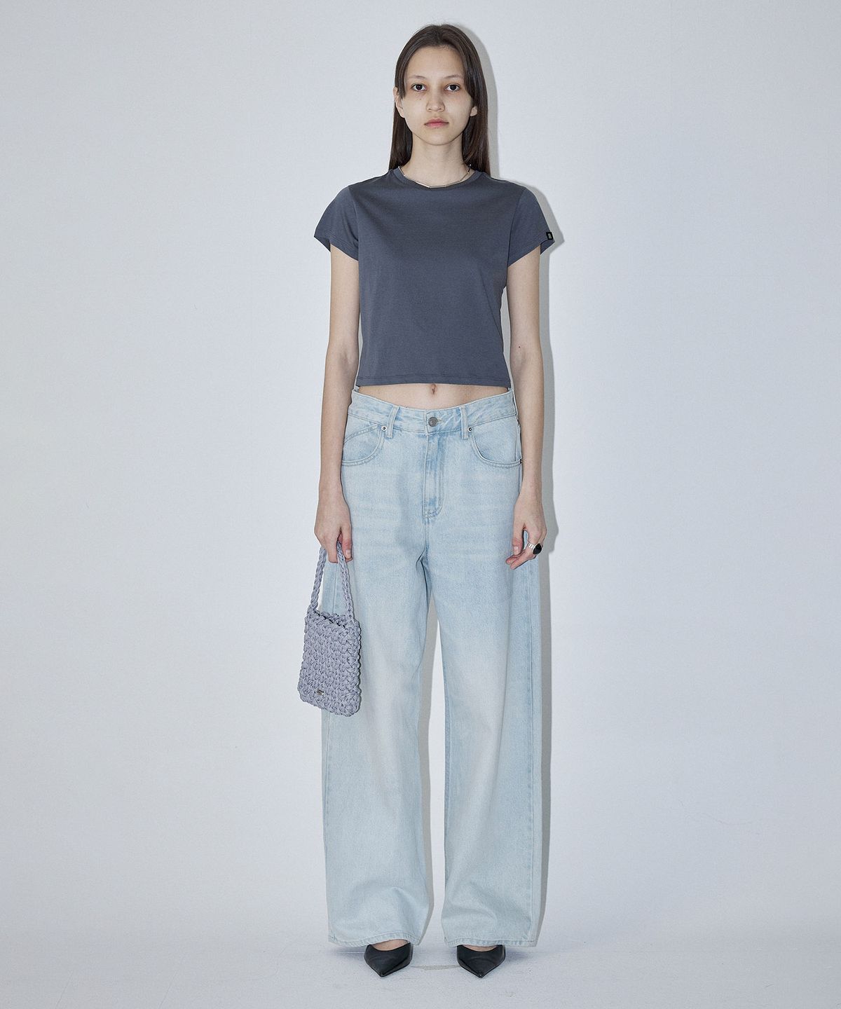 엔오르(EN OR) BASIC SHORT SLEEVE CROP T-SHIRT - DARK GREY