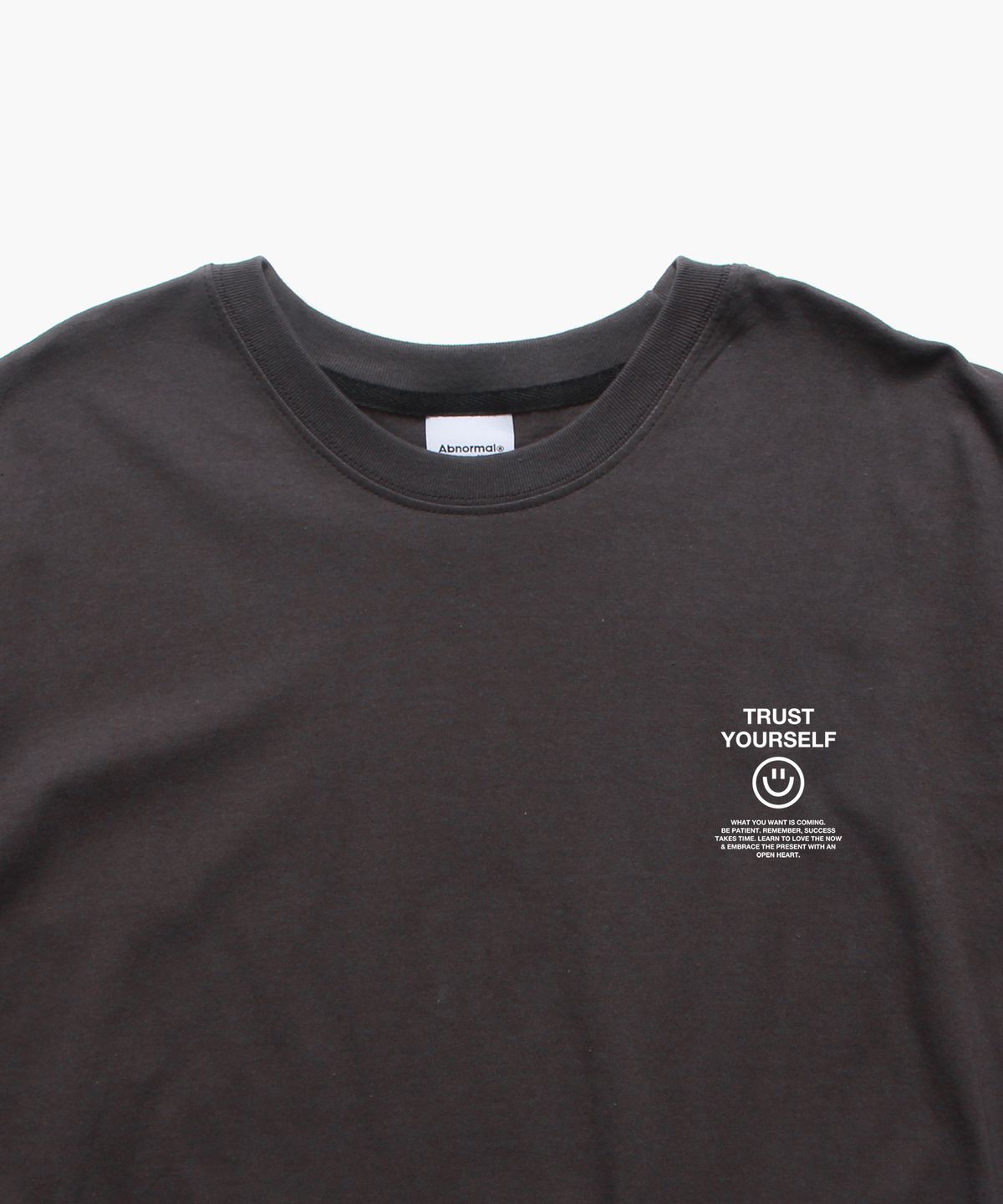앱놀머씽(ABNORMALTHING) 스마일 오버핏 티셔츠 차콜 (SMILE TODAY T-SHIRT CHARCOAL)