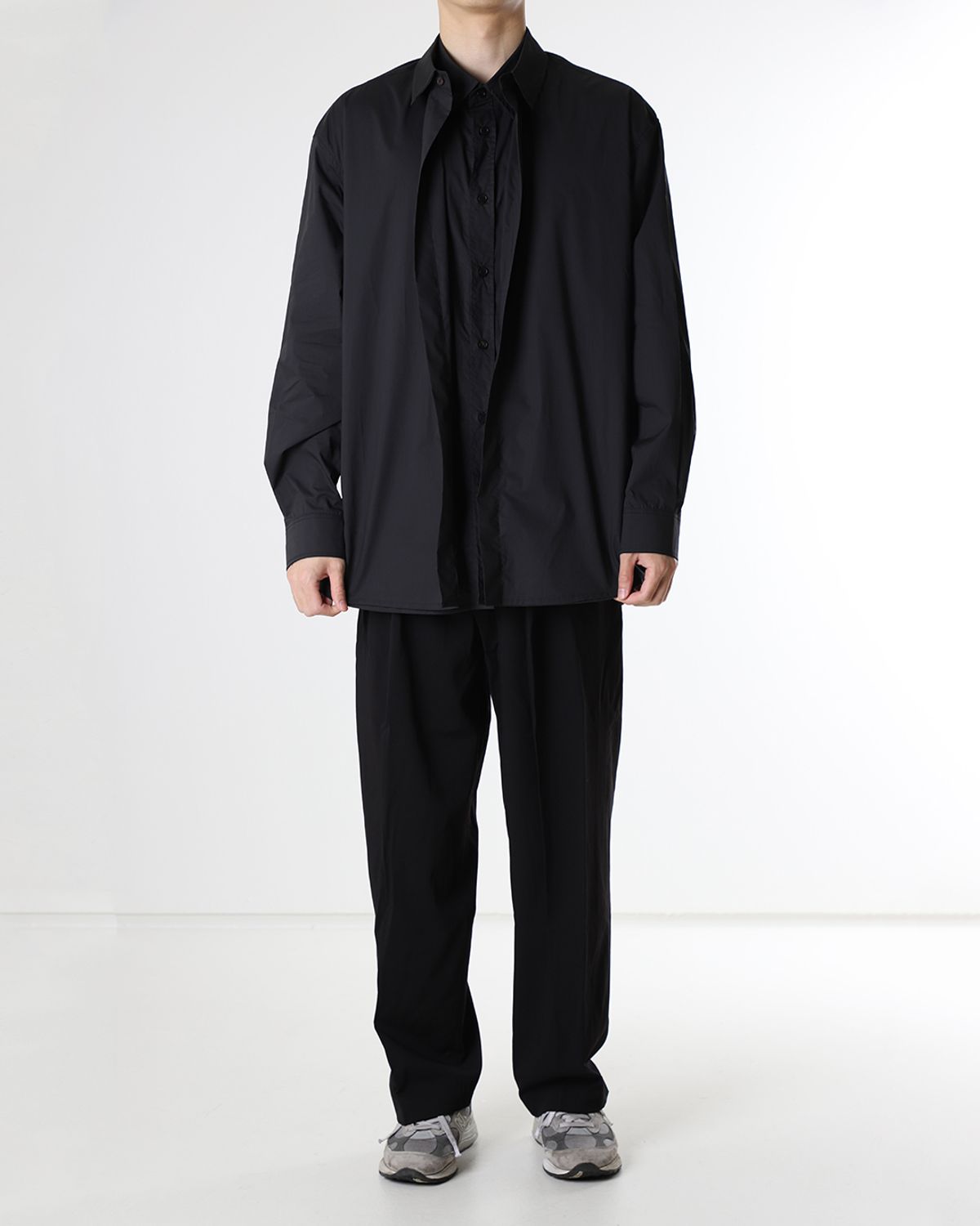 애프터웨이브(AFTERWAVE) 2 Layered Air Shirt Black