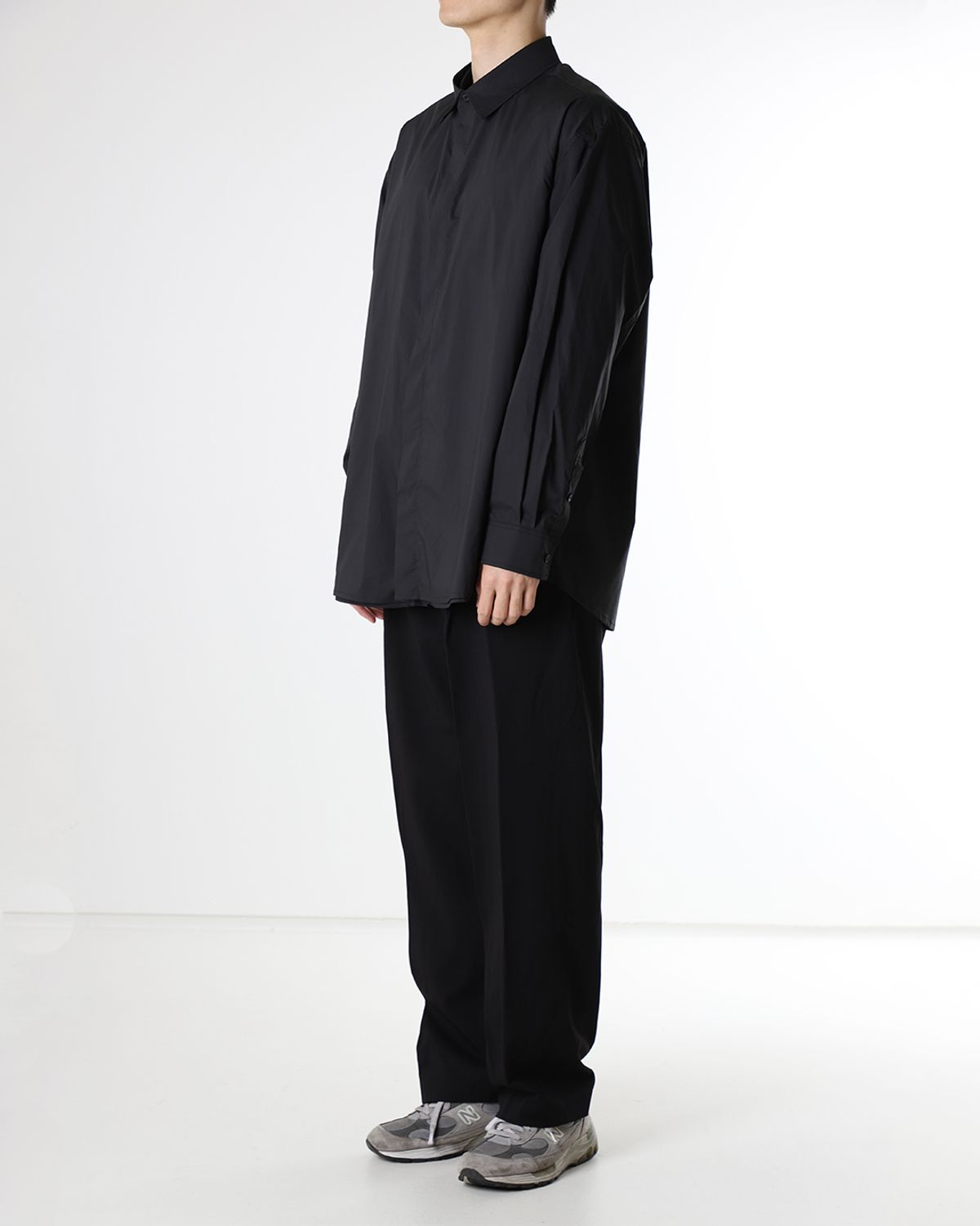 애프터웨이브(AFTERWAVE) 2 Layered Air Shirt Black
