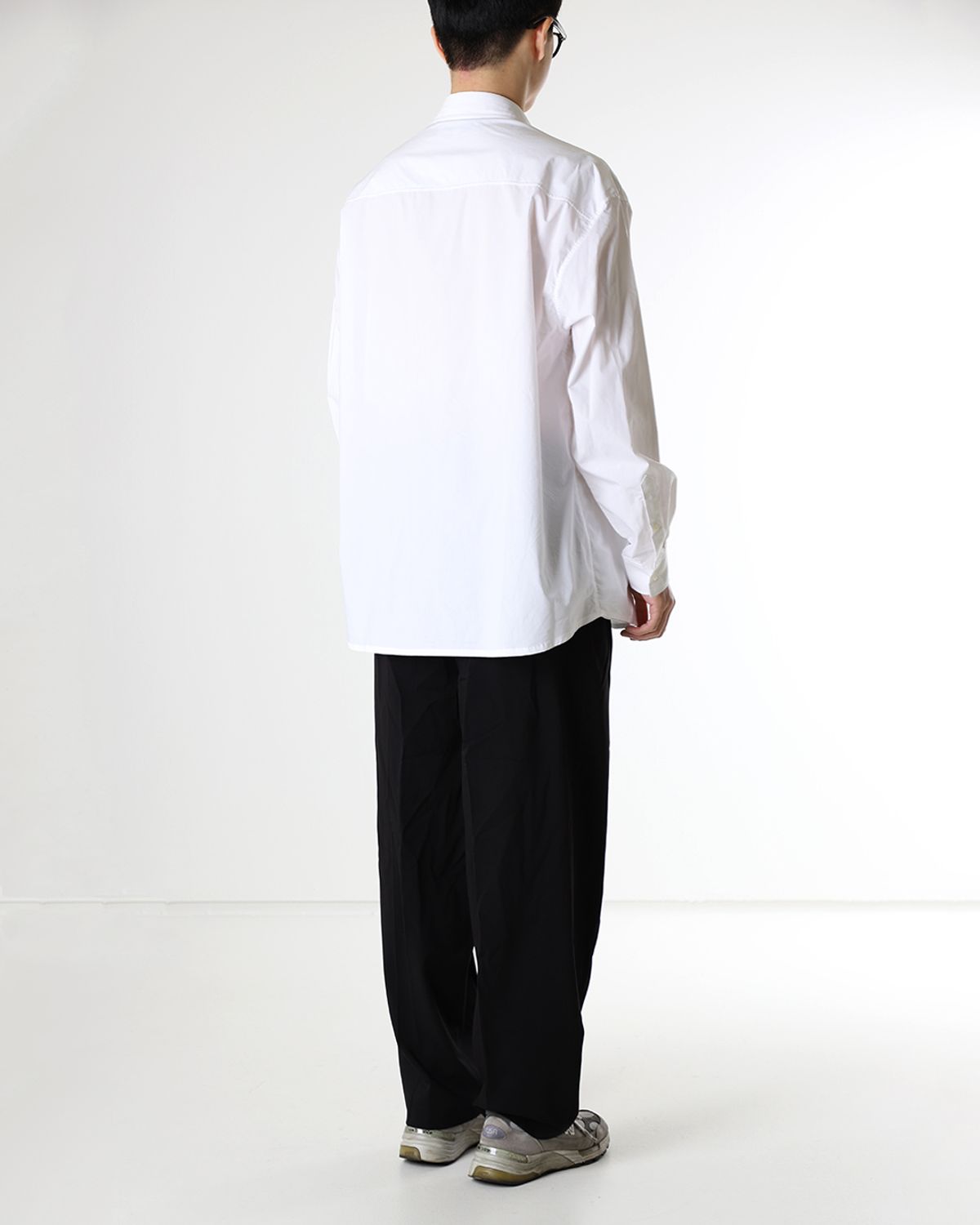 애프터웨이브(AFTERWAVE) 2 Layered Air Shirt White