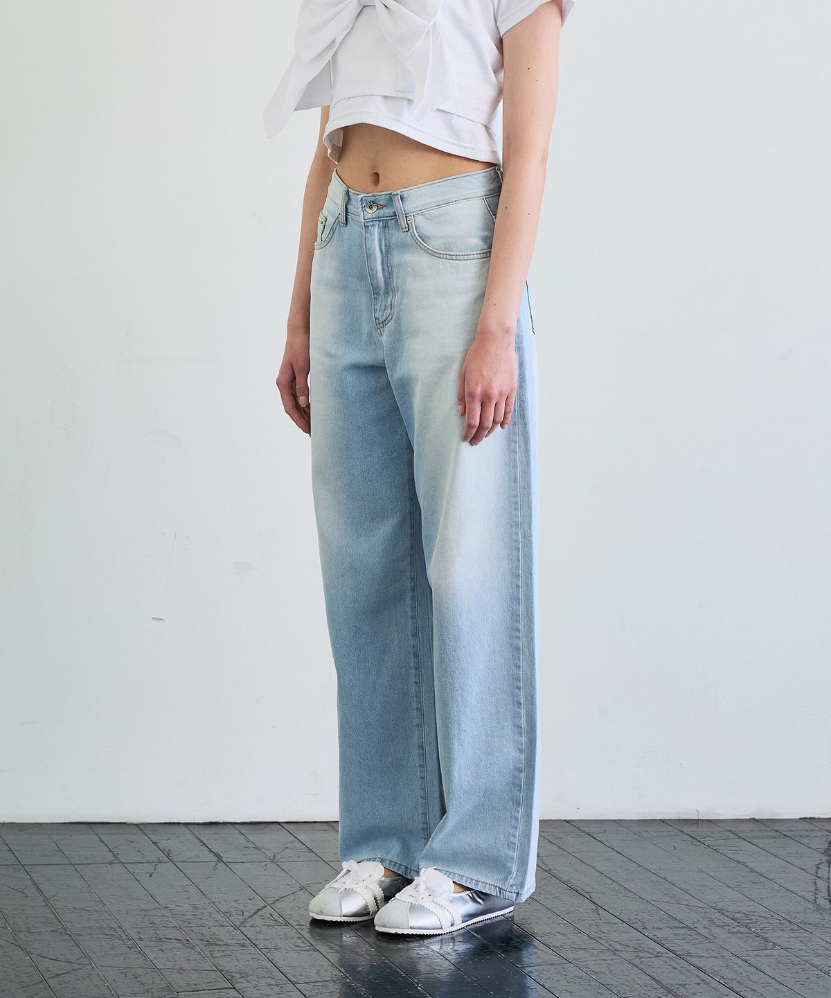 아리킴(ARIKIM) AZURE WIDE DENIM PANTS / SKY BLUE
