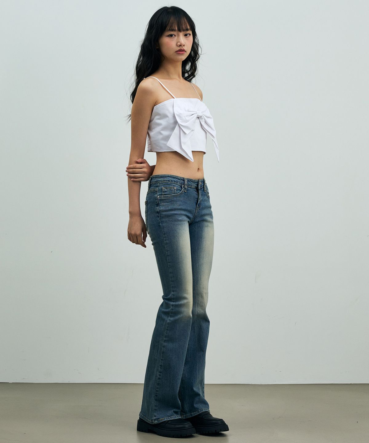 아리킴(ARIKIM) ARI RIBBON BUSTIER / WHITE