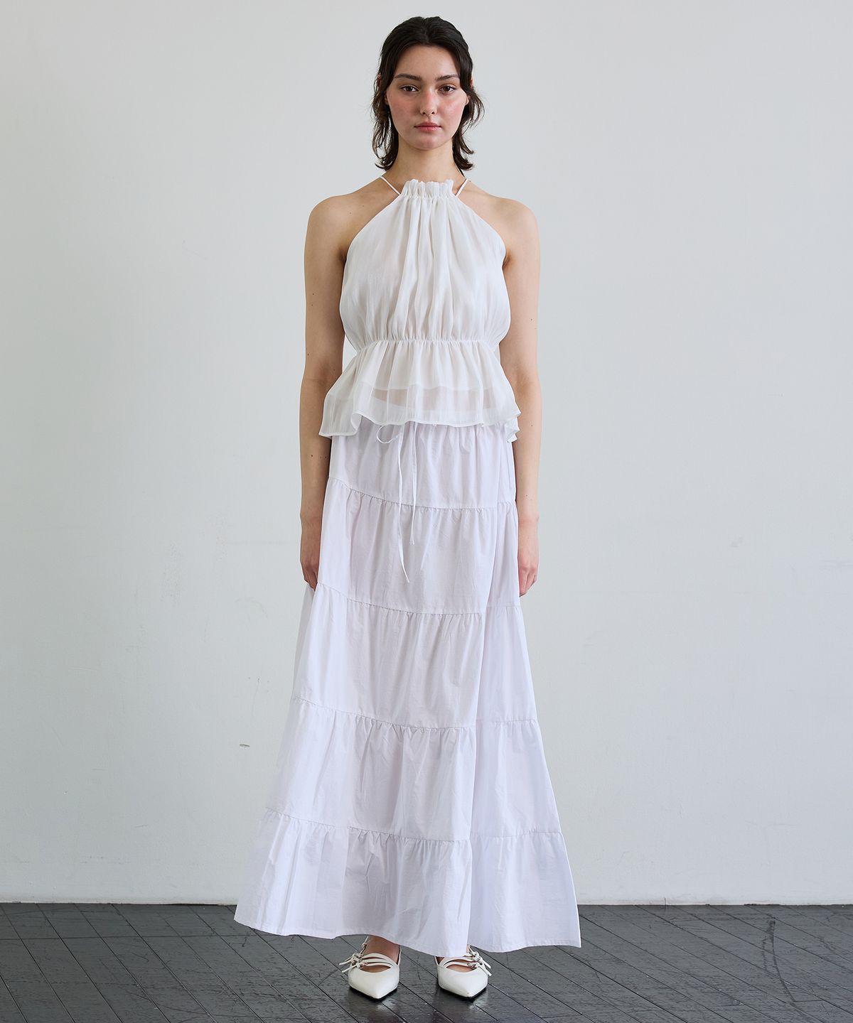아리킴(ARIKIM) PEARL HALTERNECK TOP / WHITE