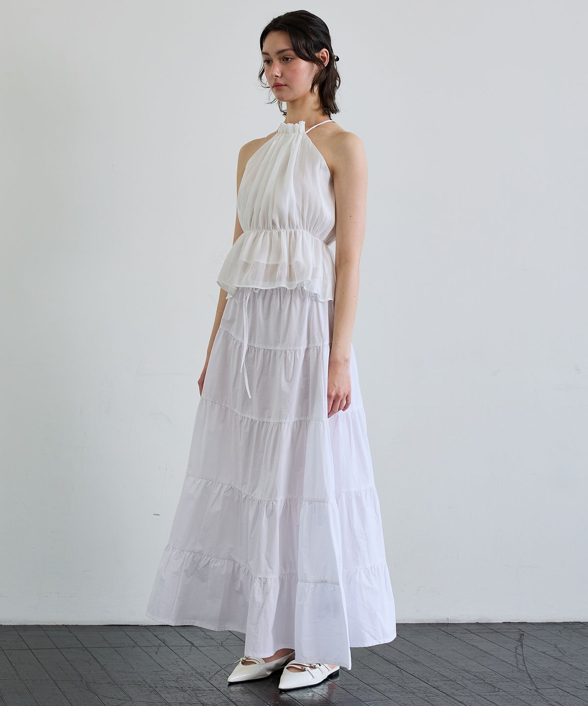 아리킴(ARIKIM) PEARL HALTERNECK TOP / WHITE