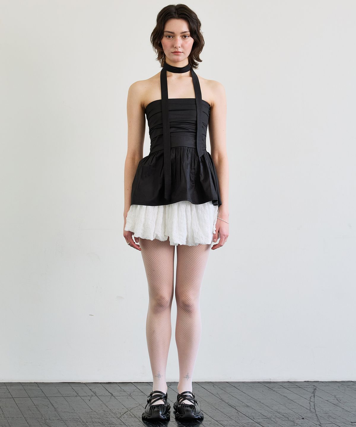 아리킴(ARIKIM) NOVA SMOCKED SCARF TUBE TOP / BLACK