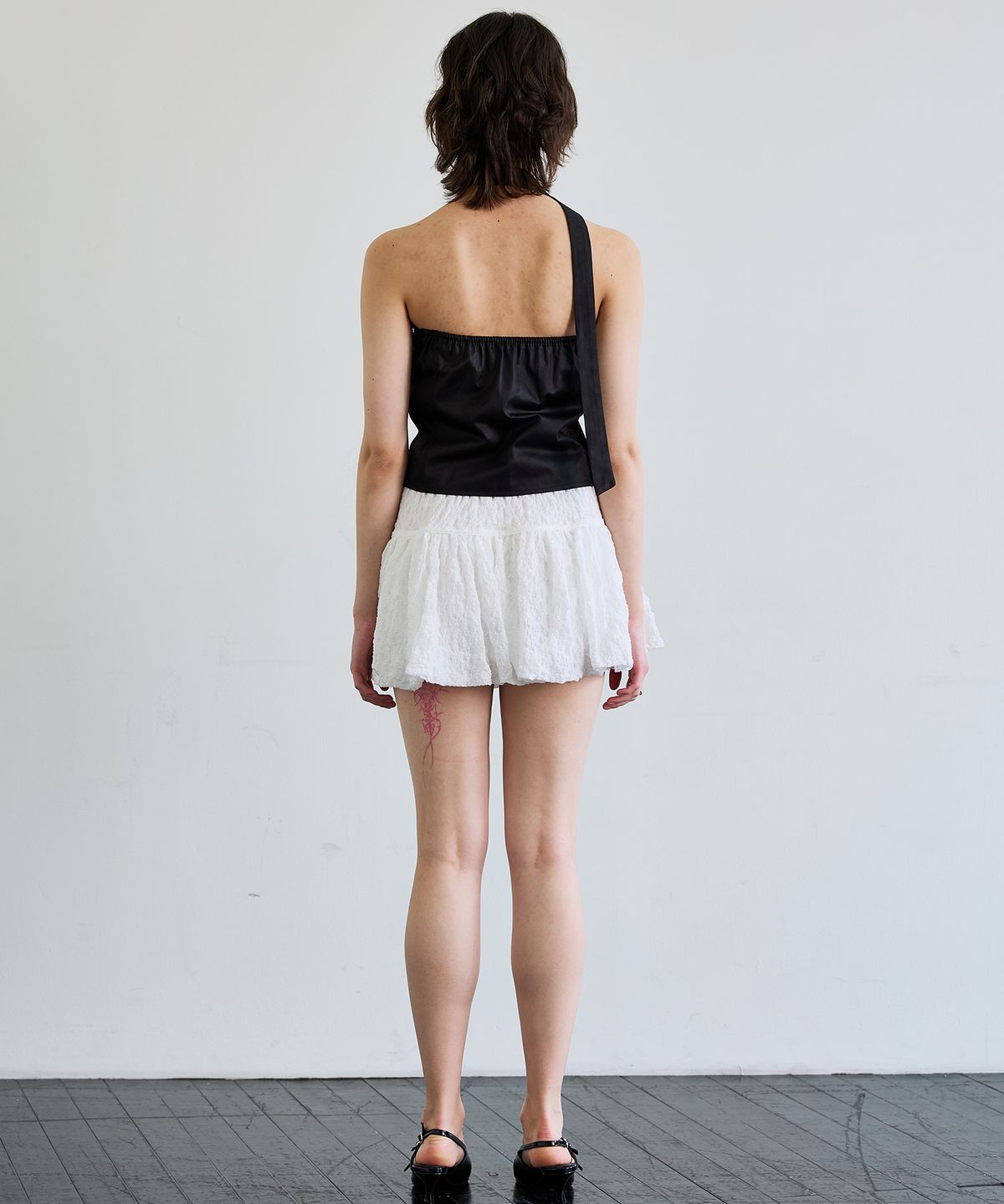 아리킴(ARIKIM) ELFIN SCARF TOP / BLACK