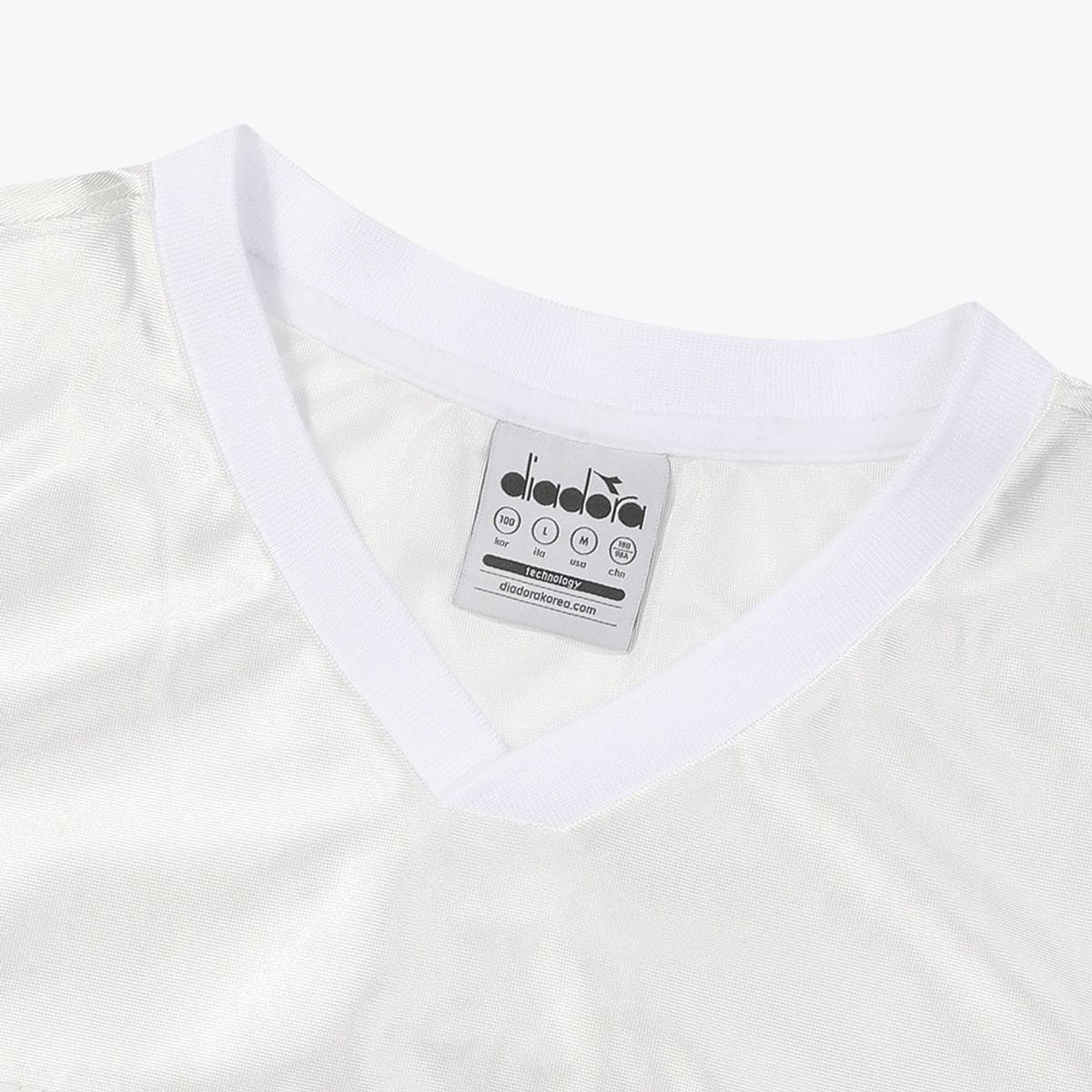 디아도라(diadora) 로고 메쉬 슬리브리스 WHITE