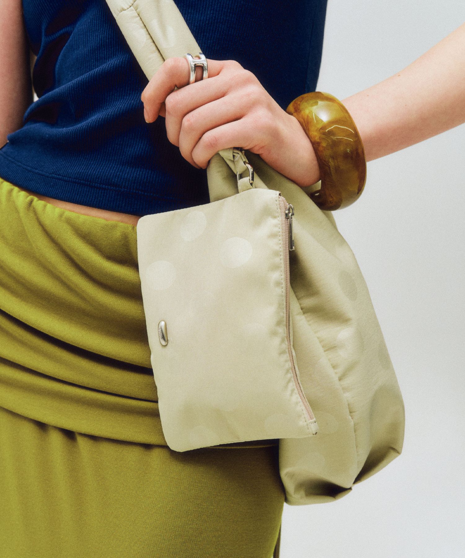 MUSINSA | CITTA Mono Dot Hobo Bag_CTA927 (Beige)
