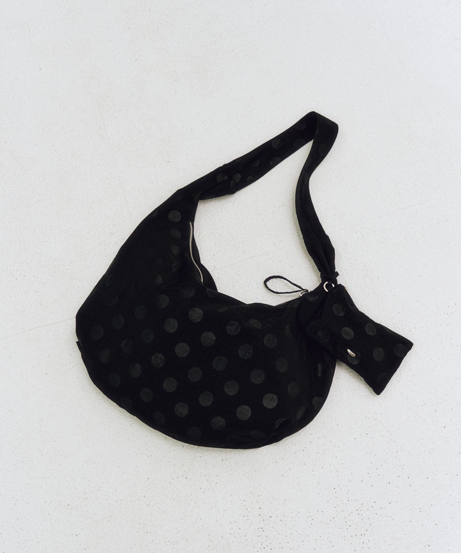 MUSINSA | CITTA Mono Dot Hobo Bag_CTA927(Black)