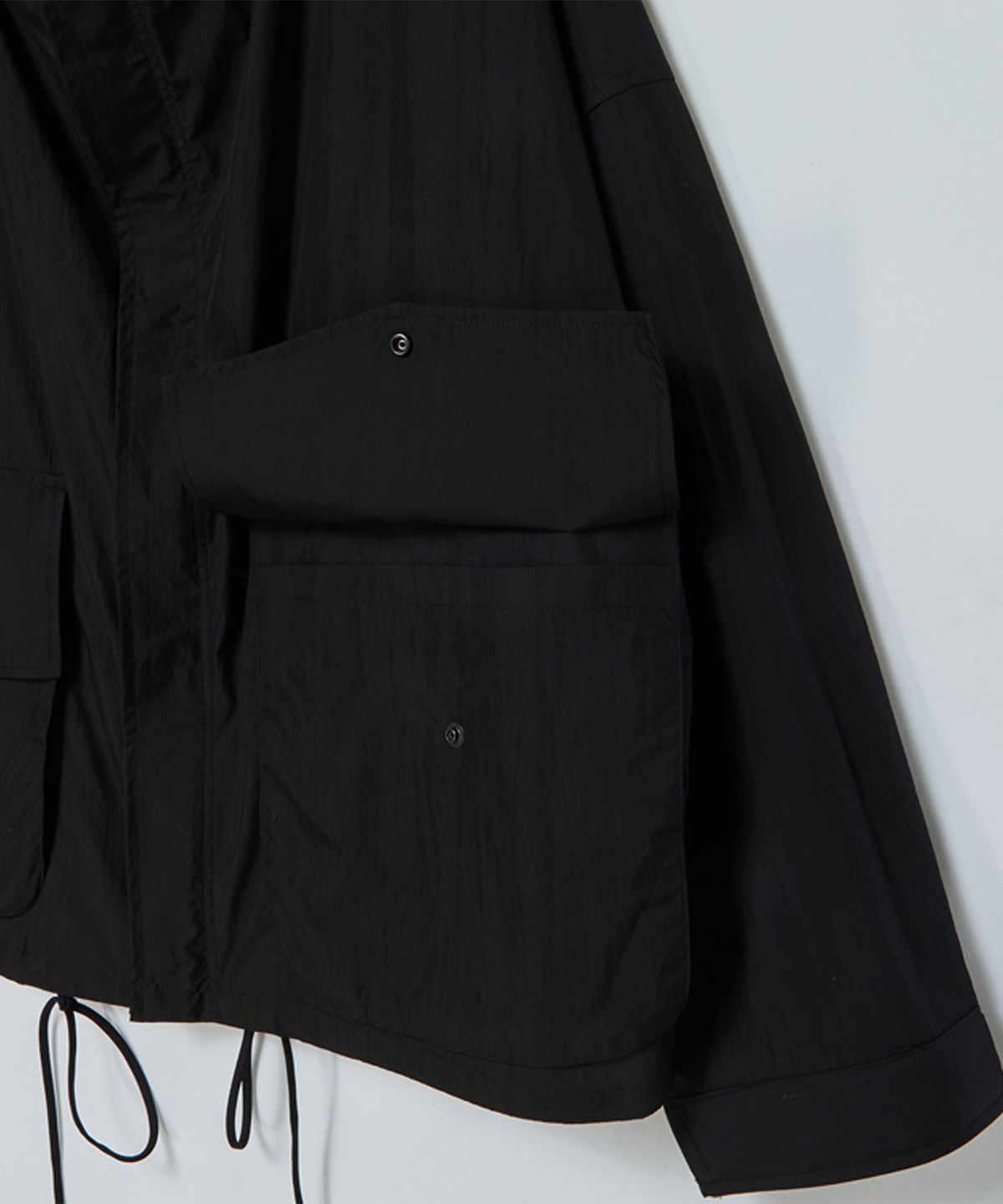 비욘드클로젯(BEYOND CLOSET) [COLLECTION LINE] 럭스 텍스쳐 라이트 페브릭 블루종 블랙