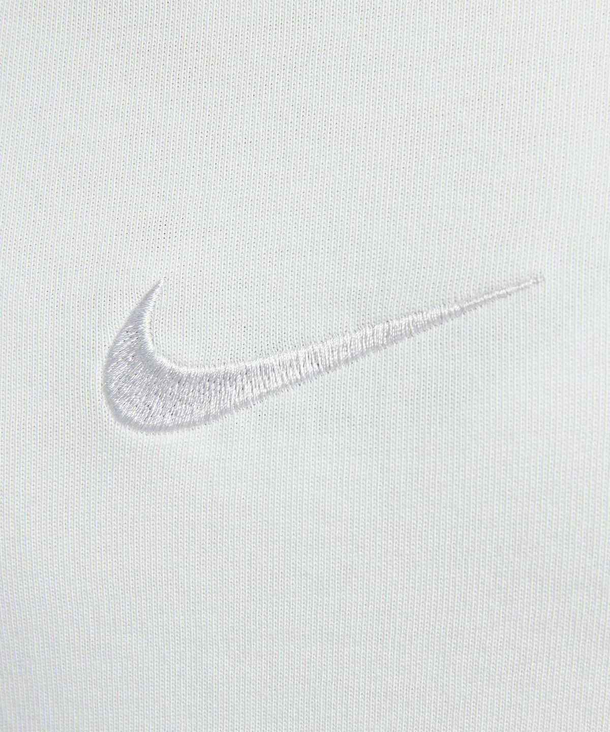 나이키(NIKE) 스포츠웨어 티셔츠 W - 서밋 화이트:배스트 그레이 / IB7920-121