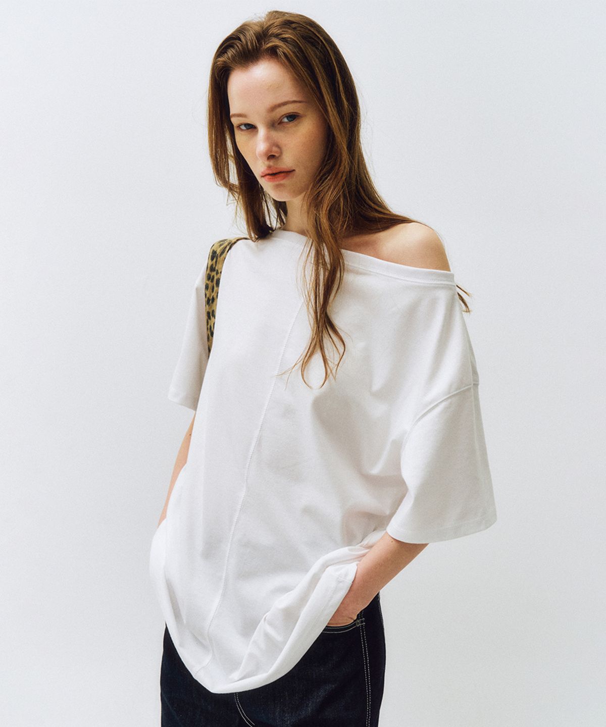 씨타(CITTA) Reversible Off Shoulder T-shirt_CTT362(Ivory)