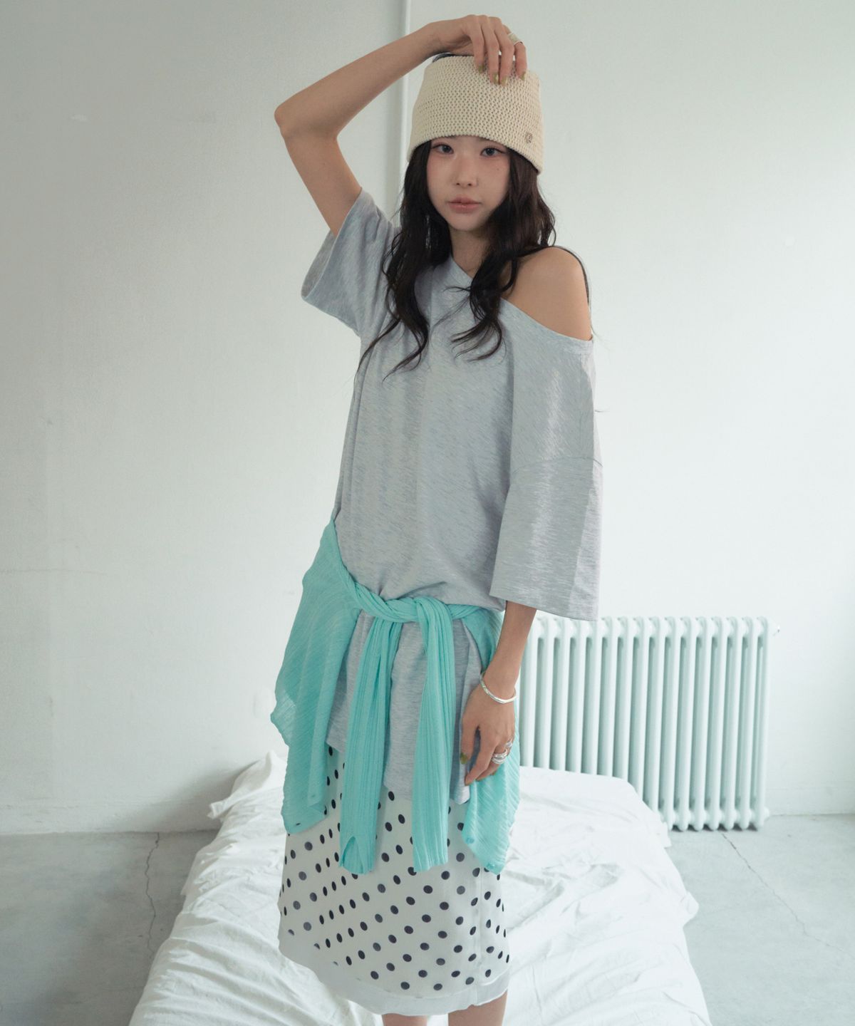 씨타(CITTA) Reversible Off Shoulder T-shirt_CTT362(Melange White)