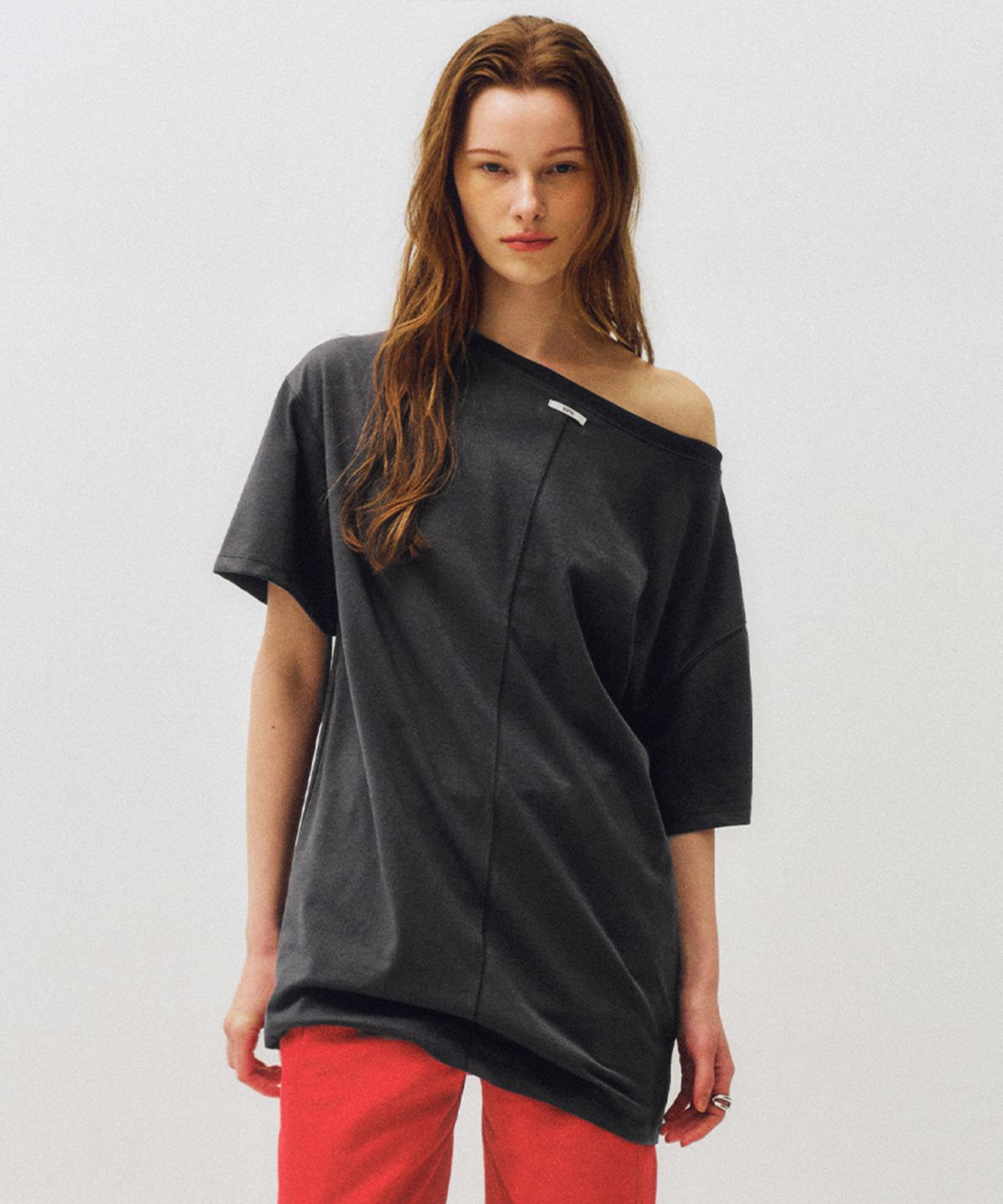 씨타(CITTA) Reversible Off Shoulder T-shirt_CTT362(Charcoal)