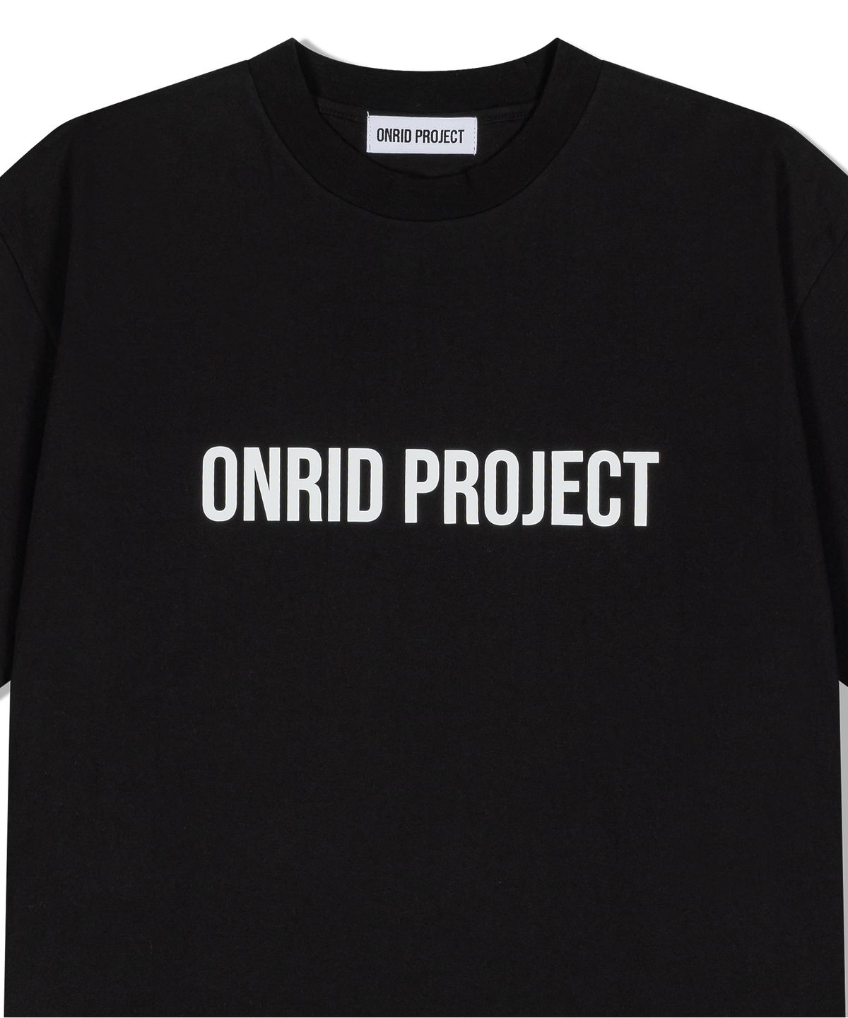 온리드프로젝트(ONRIDPROJECT) 빅 로고 티셔츠 - 블랙