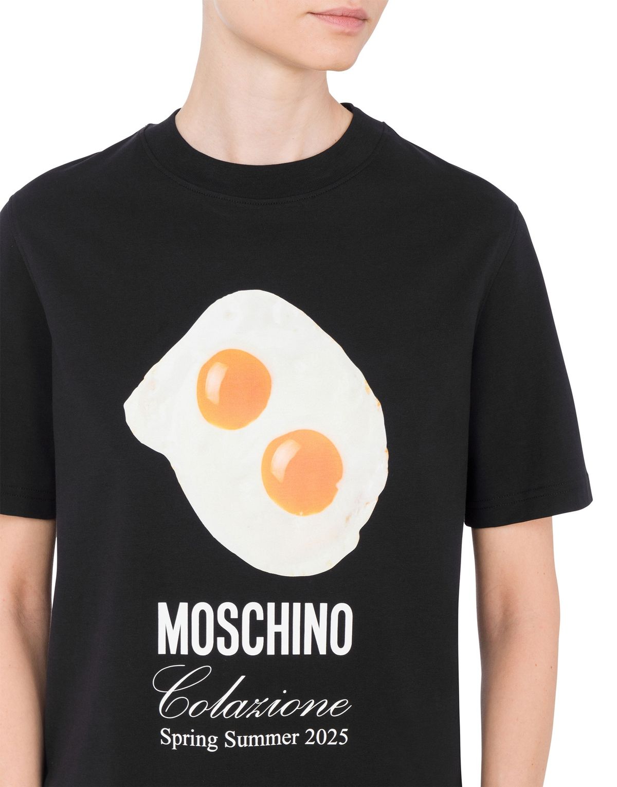 모스키노(MOSCHINO) 에그 프린트 저지 티셔츠 W