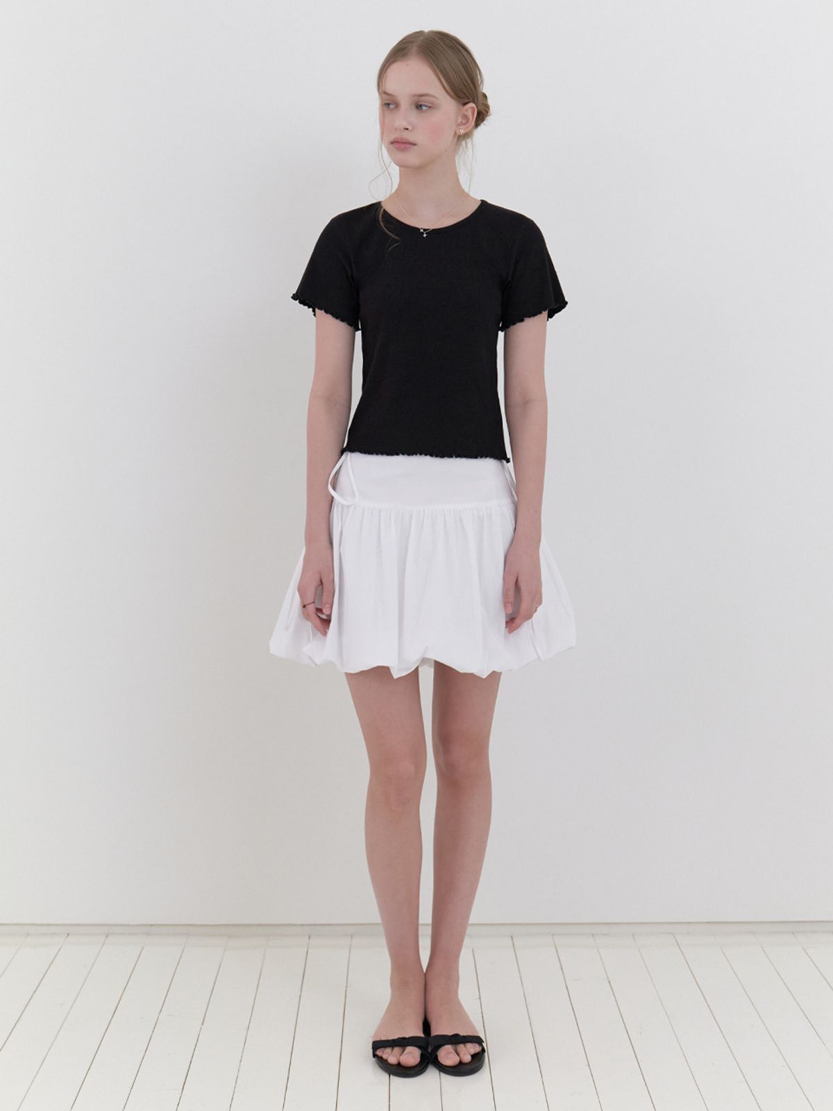 리엘(RE L) Plop half t-shirt (black)