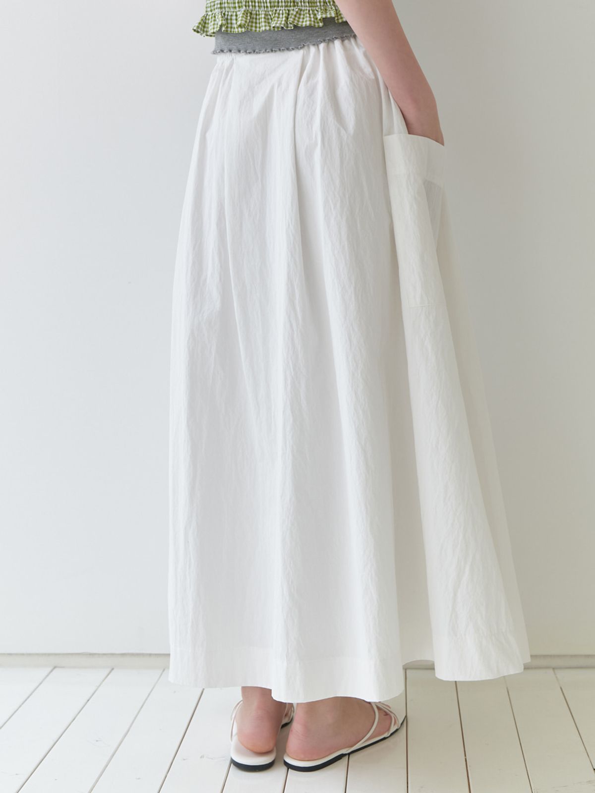리엘(RE L) Laura flare skirt (ivory)