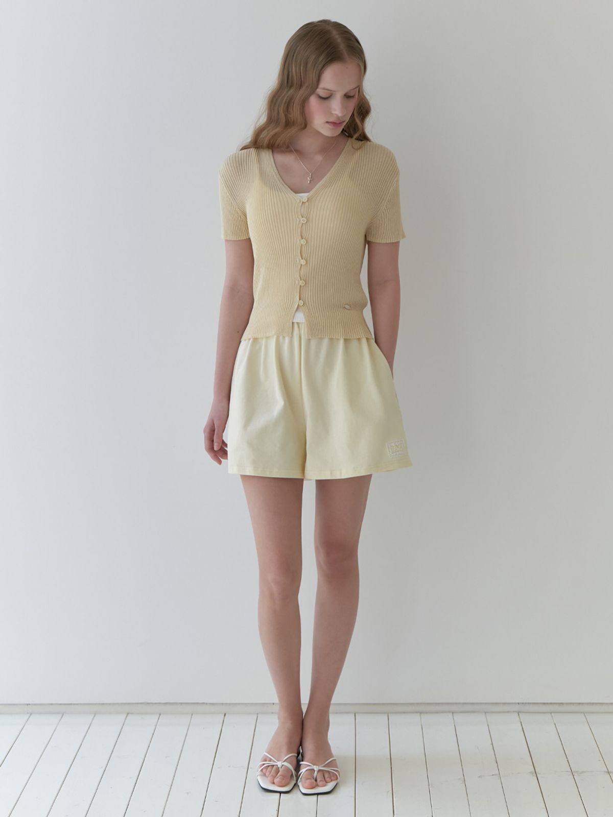 리엘(RE L) Foam banding shorts (lemon cream)