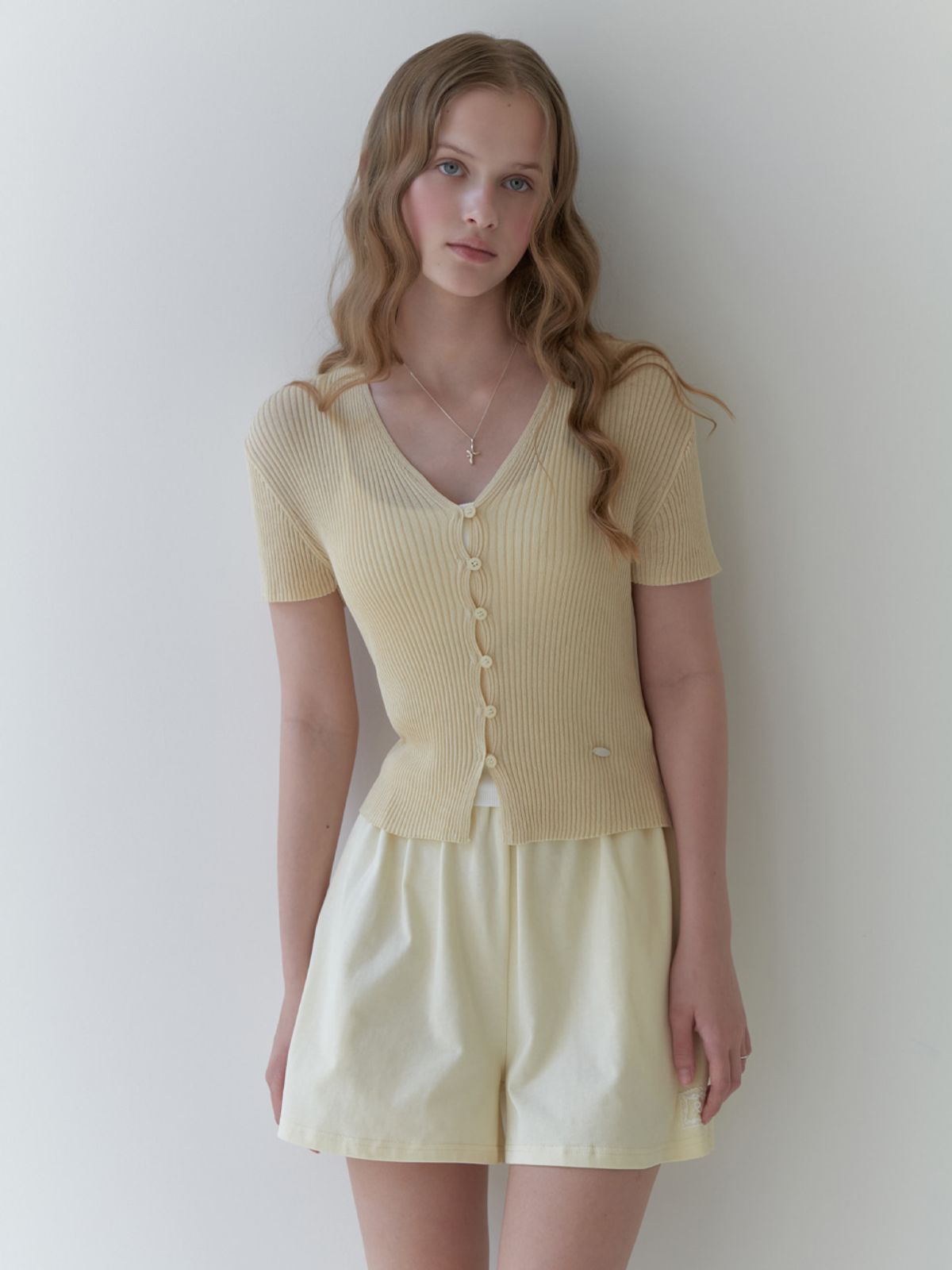 리엘(RE L) Foam banding shorts (lemon cream)