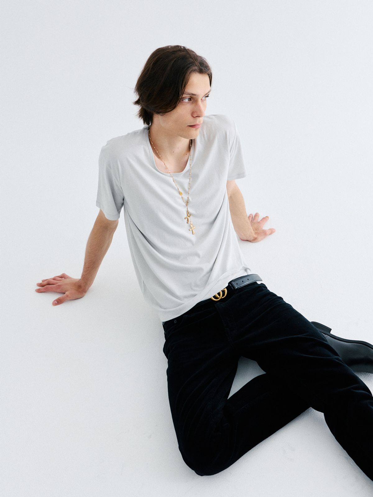 고저(GOZER) UNDER HALF T-SHIRT_LIGHT GREY