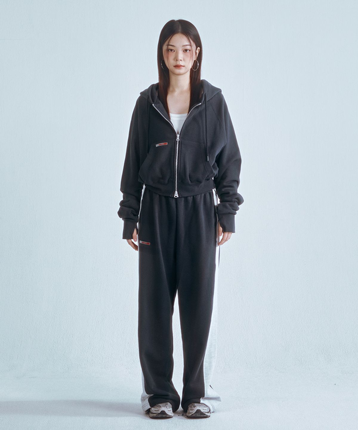 포영(FOUR YOUNG) Uniform Jogger Pants Navy