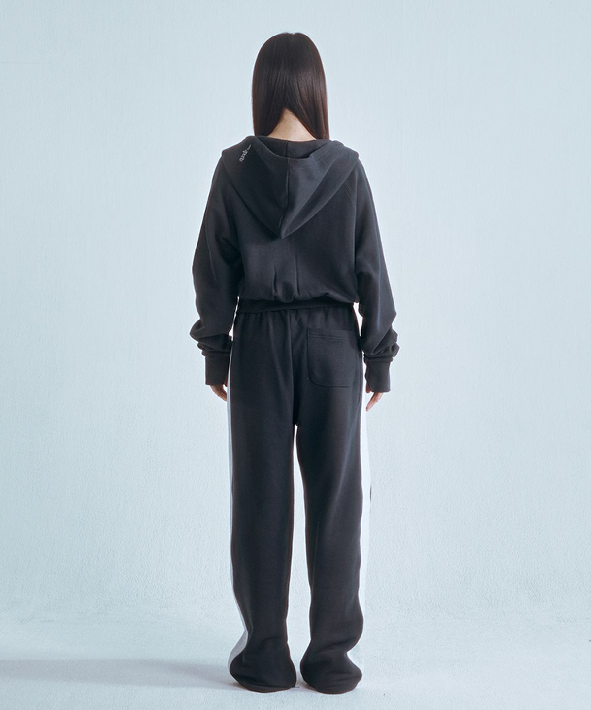 포영(FOUR YOUNG) Uniform Jogger Pants Navy